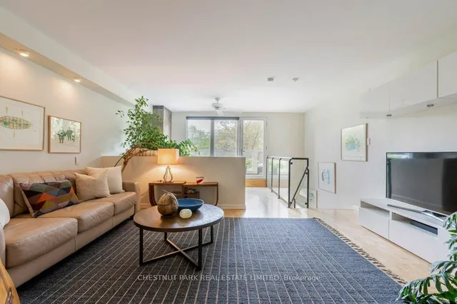 Additional property image - 2012 Queen St Unit 201