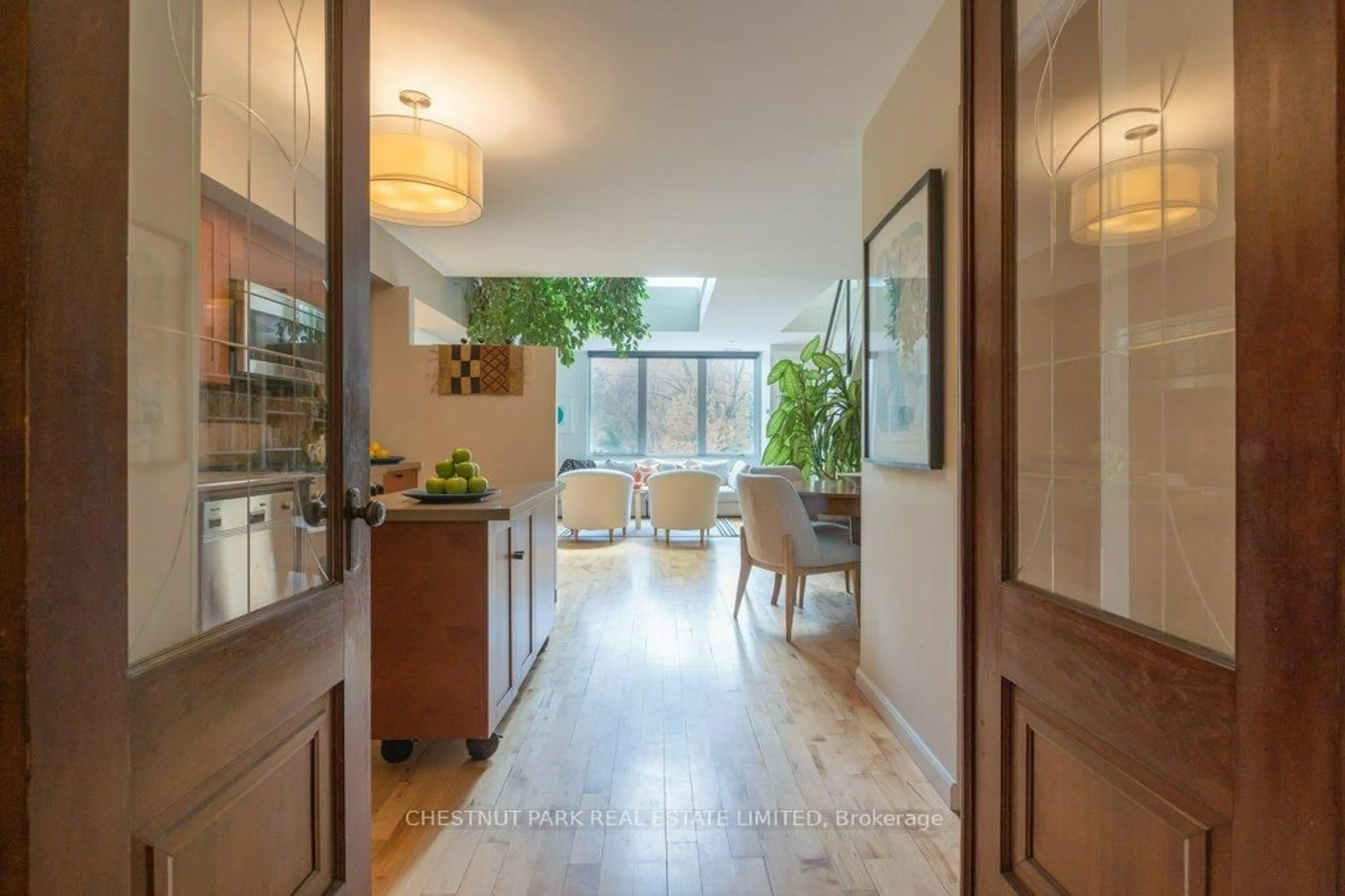 Indoor foyer for 2012 Queen St #201, Toronto Ontario M4L 1J3