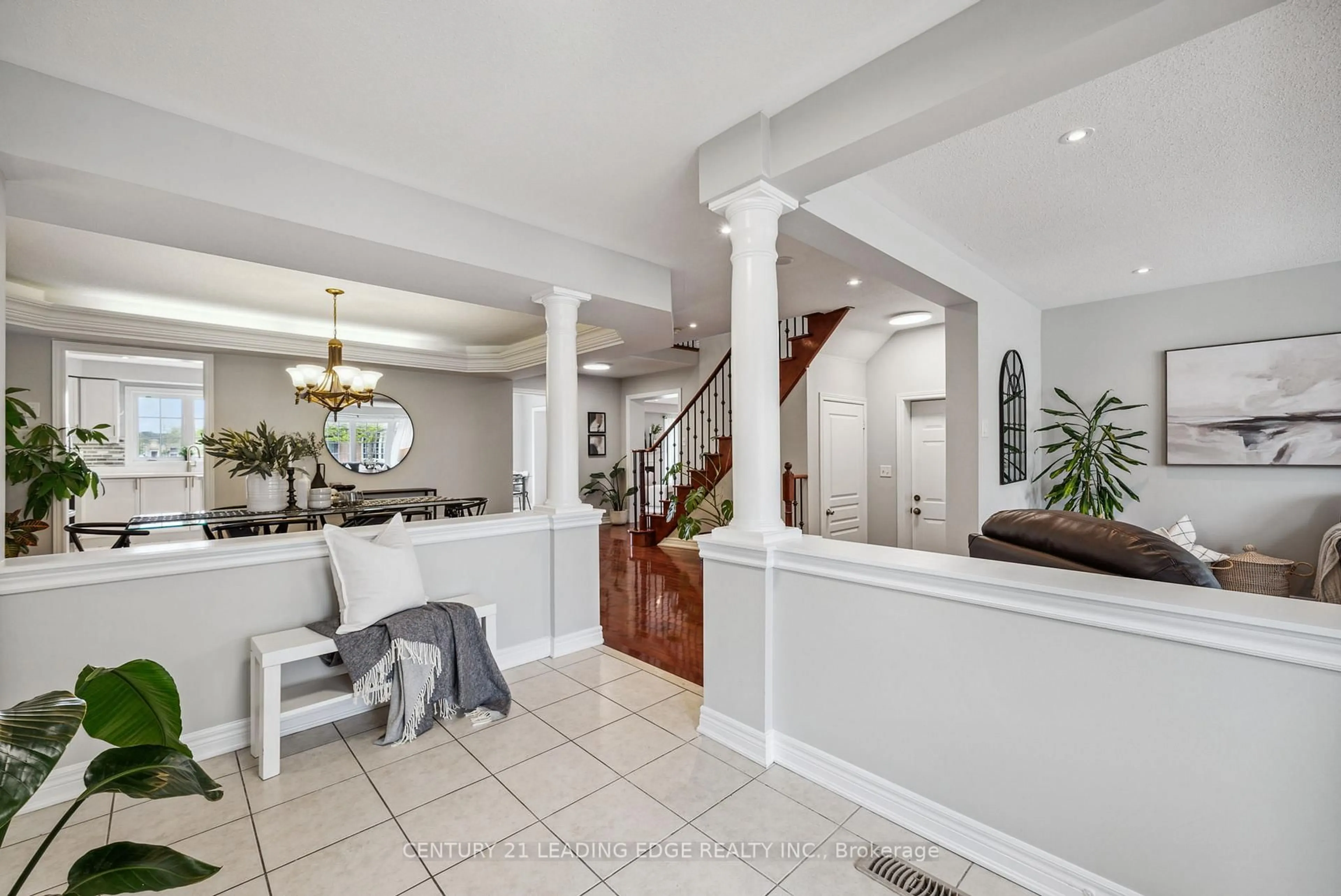 Indoor foyer for 29 Alden Sq, Ajax Ontario L1T 4Z2