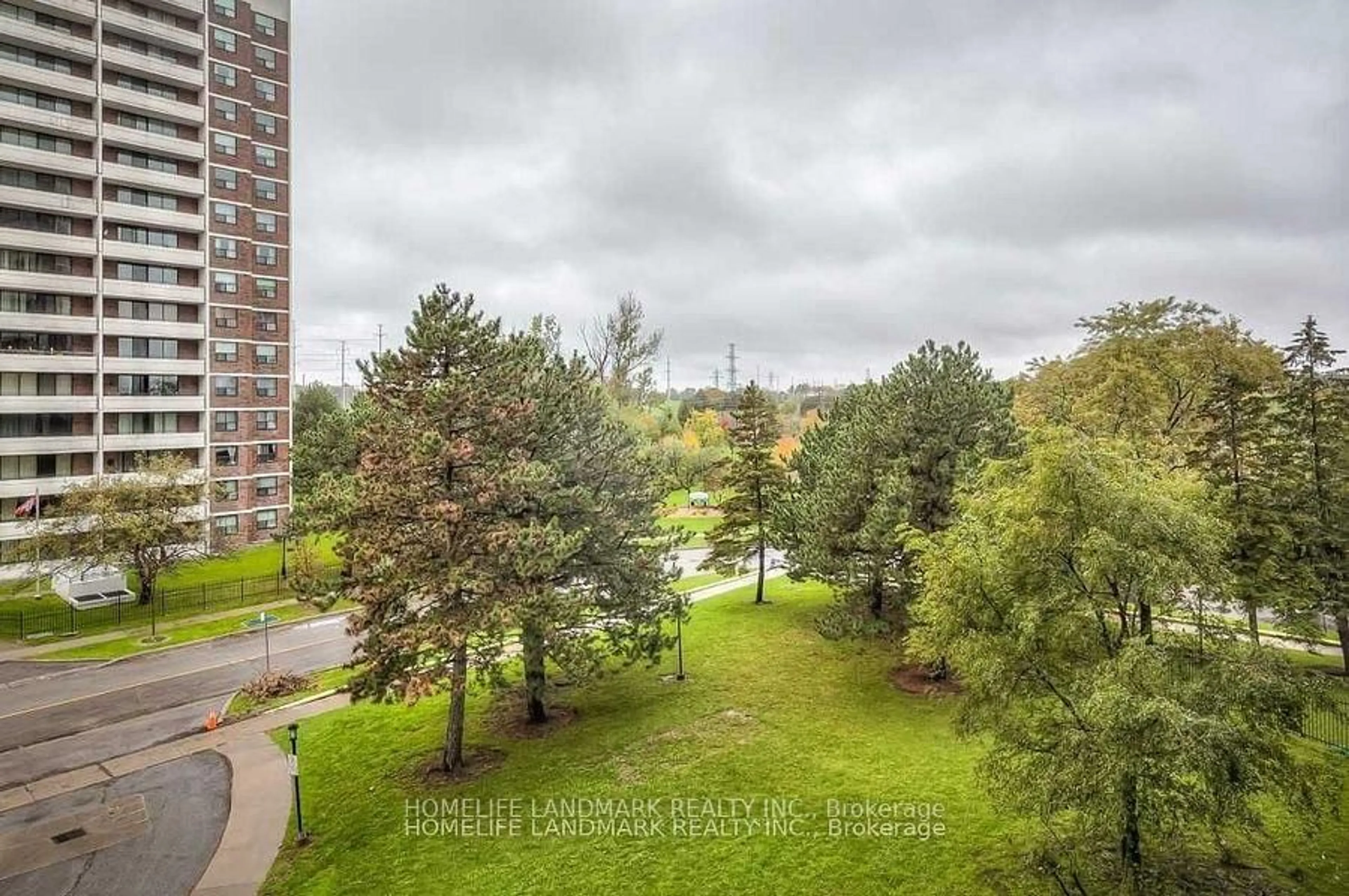 A pic from outside/outdoor area/front of a property/back of a property/a pic from drone, forest/trees view for 100 Prudential Dr ## 1205, Toronto Ontario M1P 4V4