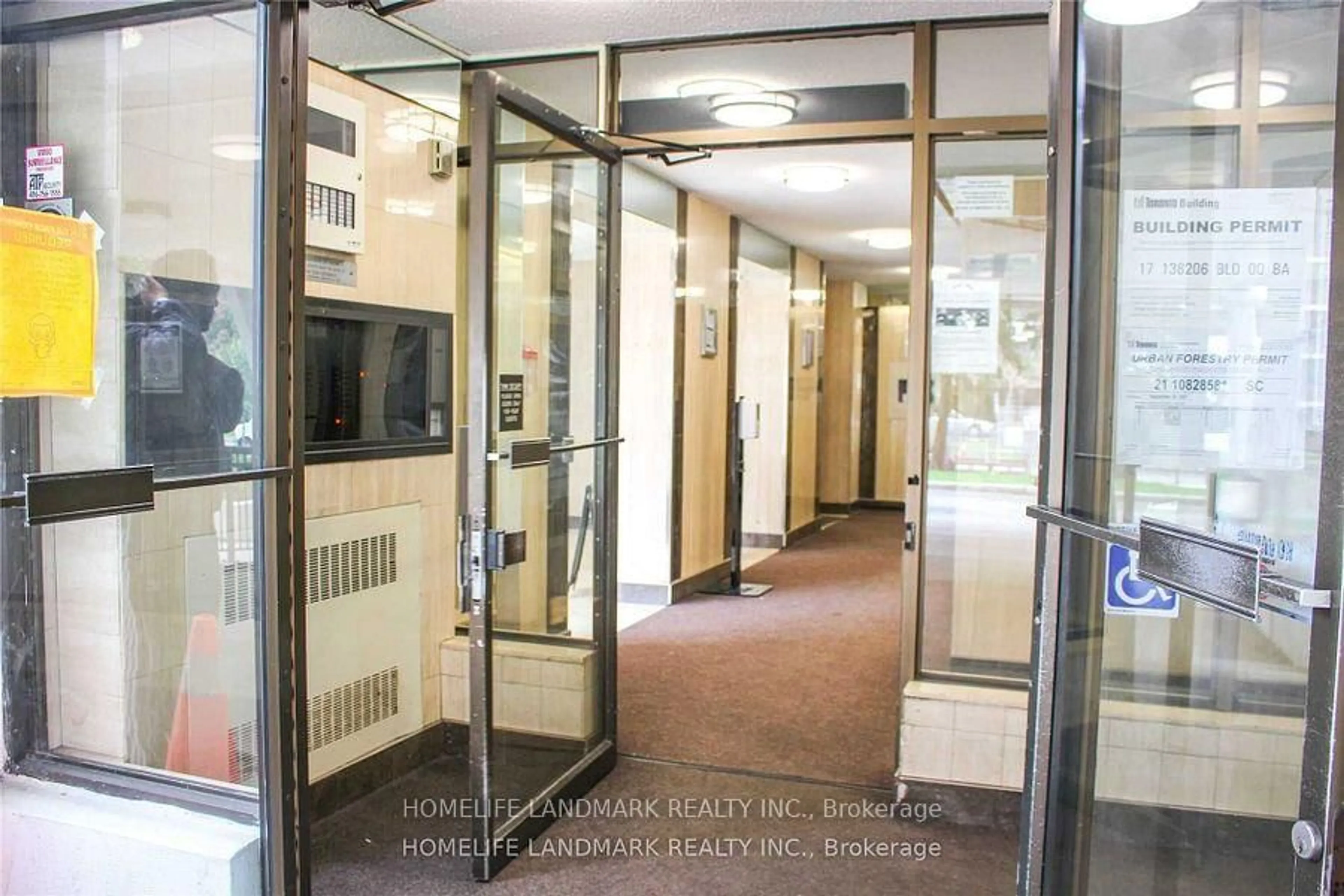 Indoor foyer for 100 Prudential Dr ## 1205, Toronto Ontario M1P 4V4