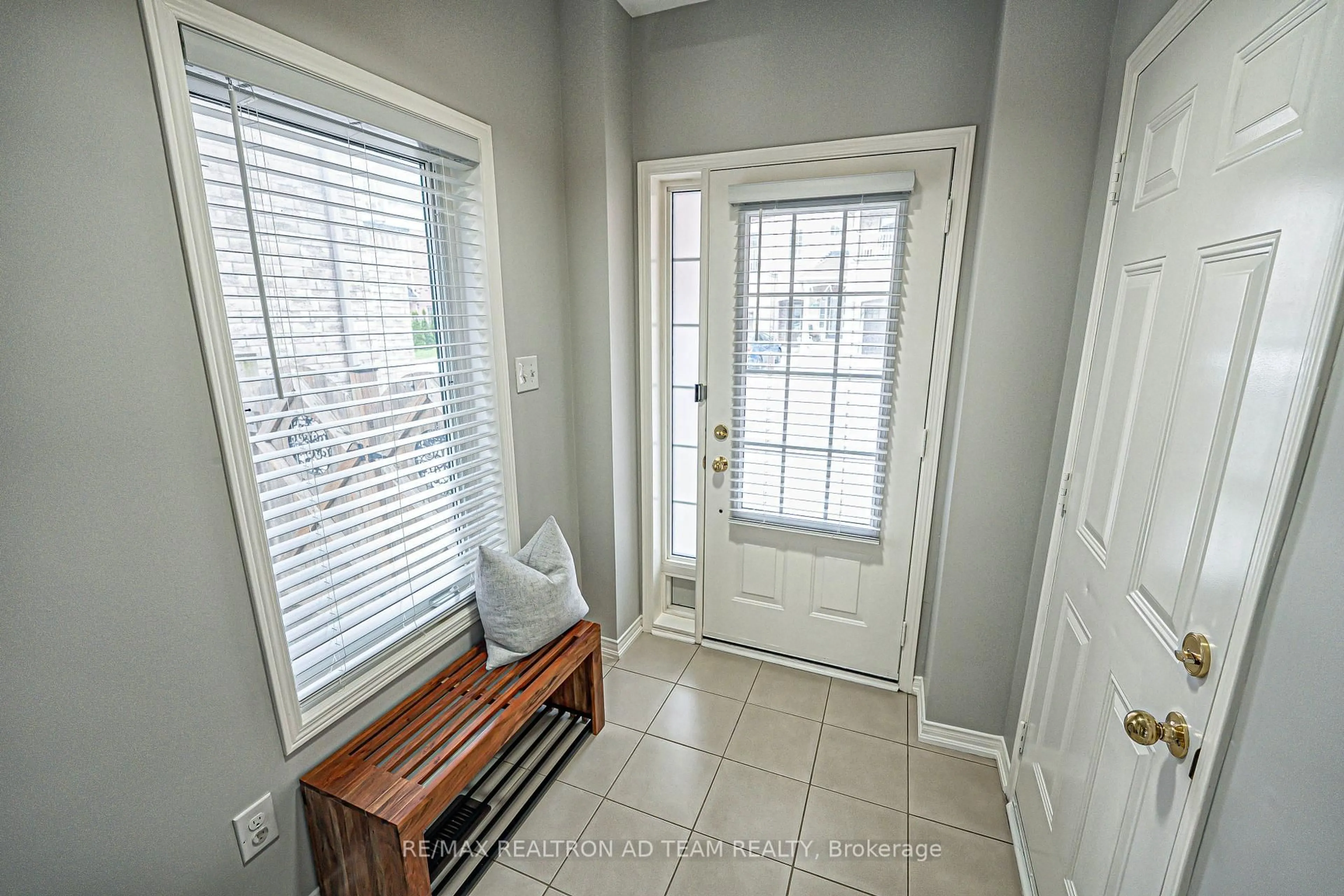 Indoor entryway for 56 Barnham St, Ajax Ontario L1Z 0M5