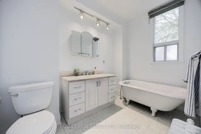 Additional property image - 185 Courcelette Rd