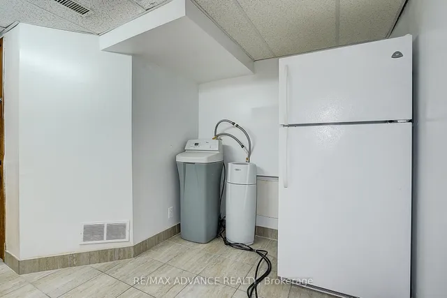 Additional property image - 86 Placentia Blvd