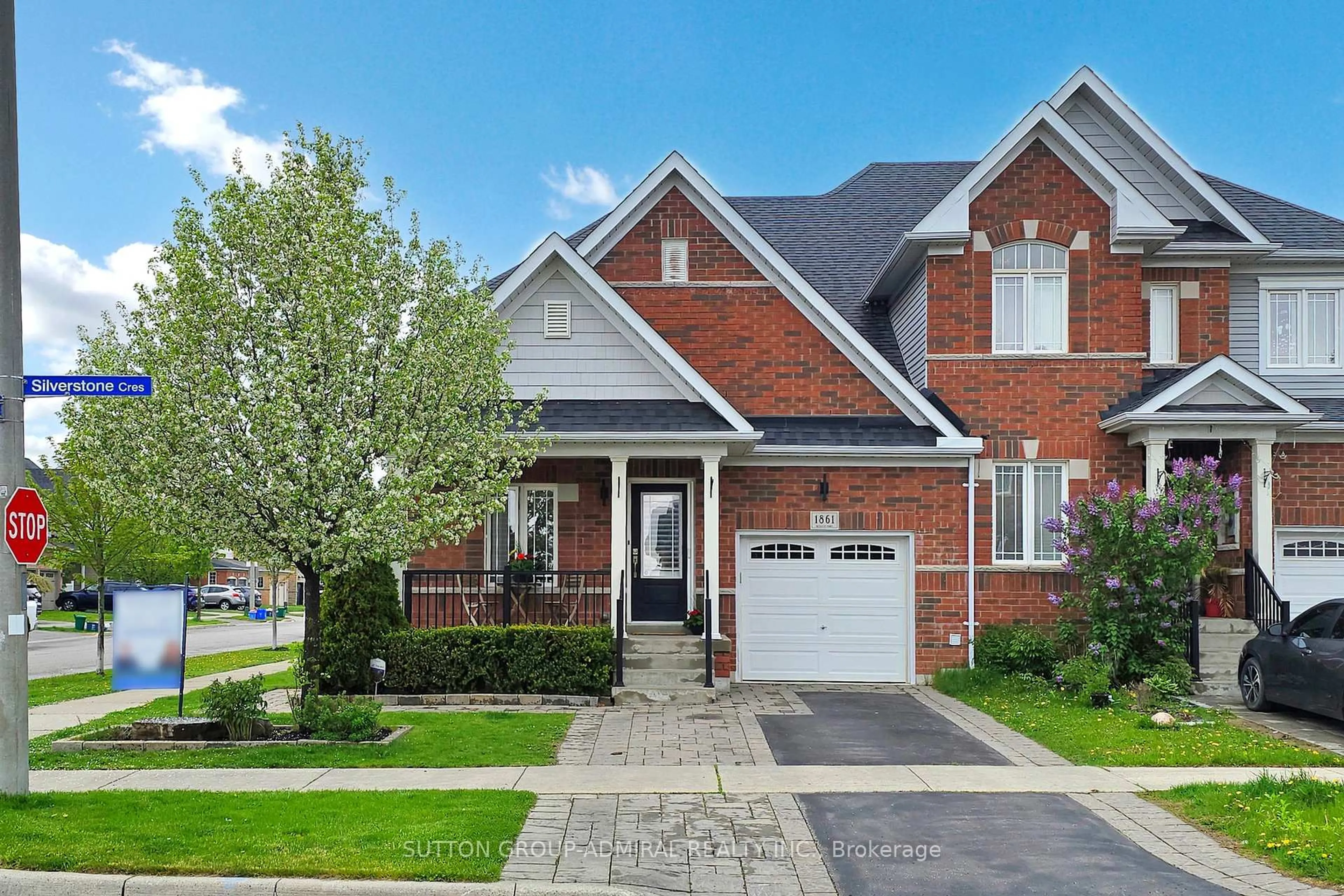 Home with brick exterior material, street for 1861 Silverstone Cres, Oshawa Ontario L1K 0T2