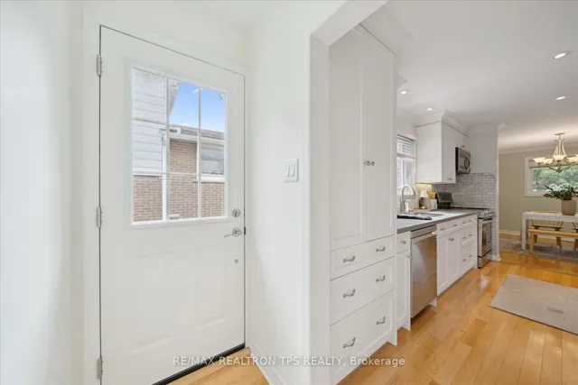 Additional property image - 14 Monmouth Crt