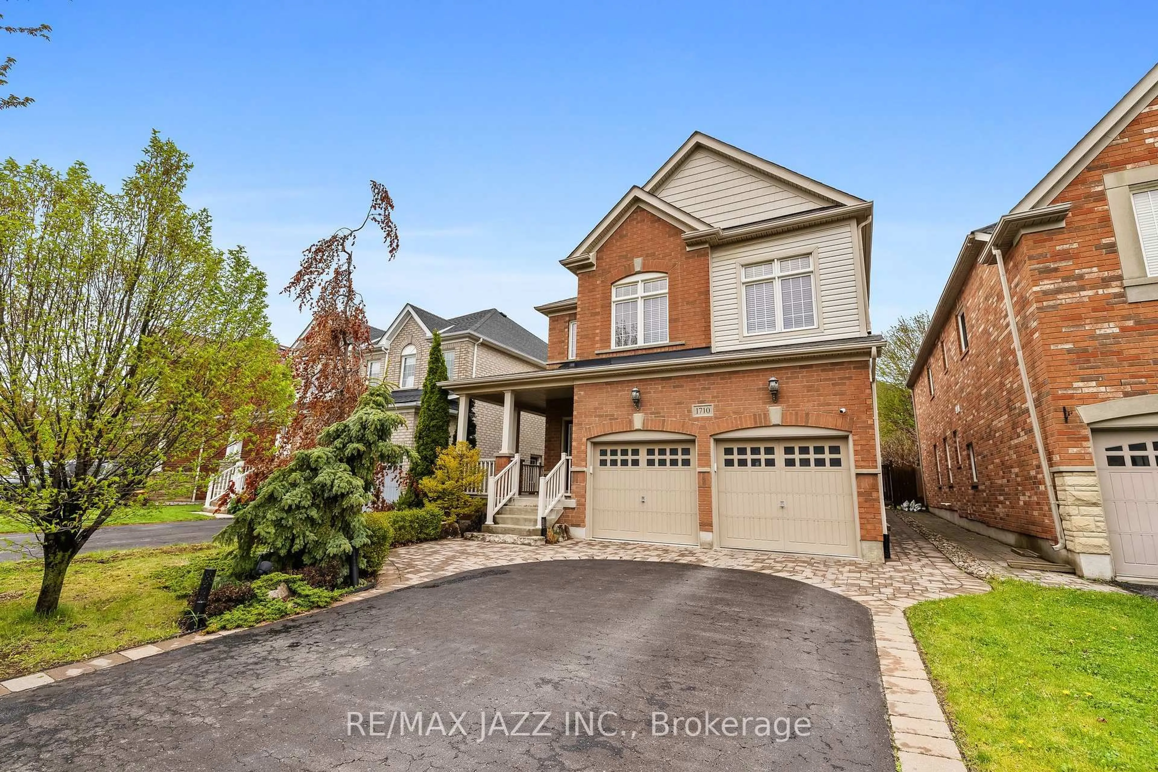 Home with brick exterior material, street for 1710 Esterbrook Dr, Oshawa Ontario L1K 0J3