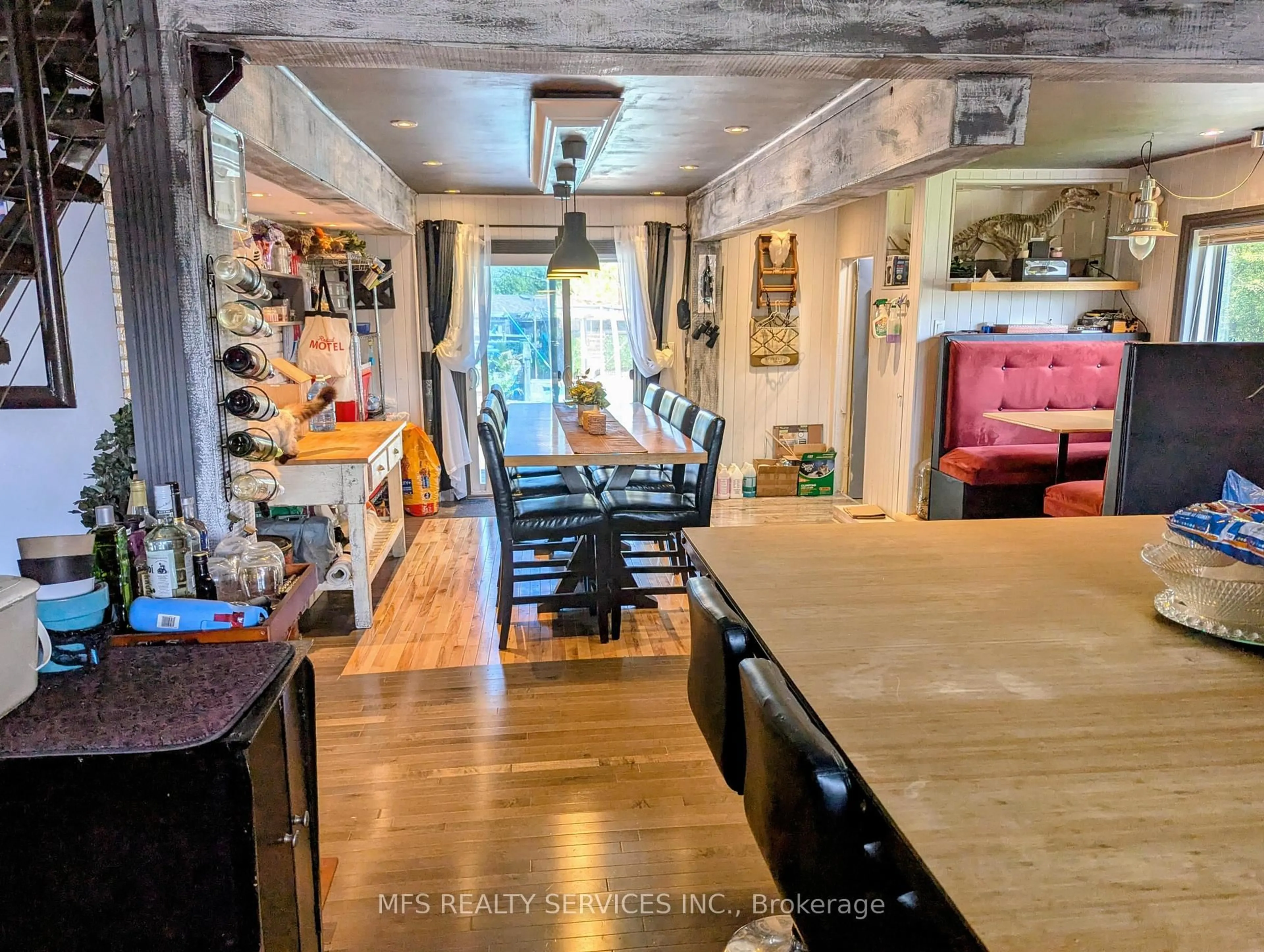 Open concept kitchen, unknown for 678 King St, Oshawa Ontario L1J 2L3