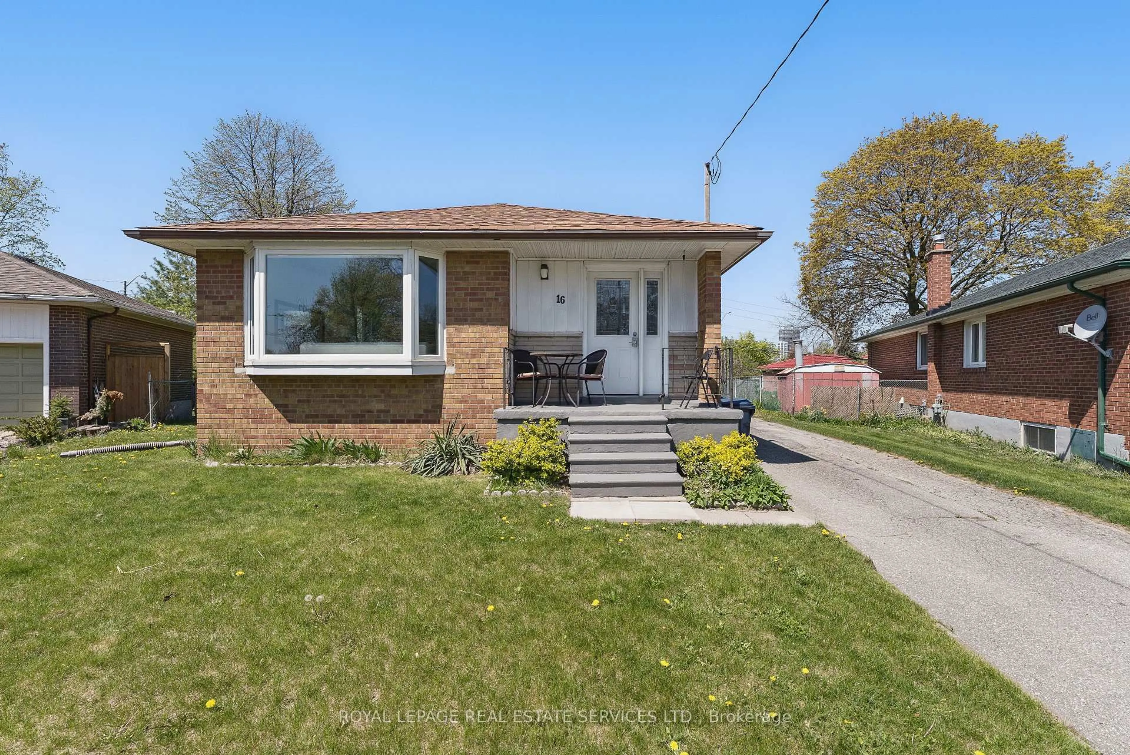 Home with brick exterior material, street for 16 Denver Pl, Toronto Ontario M1H 2P1