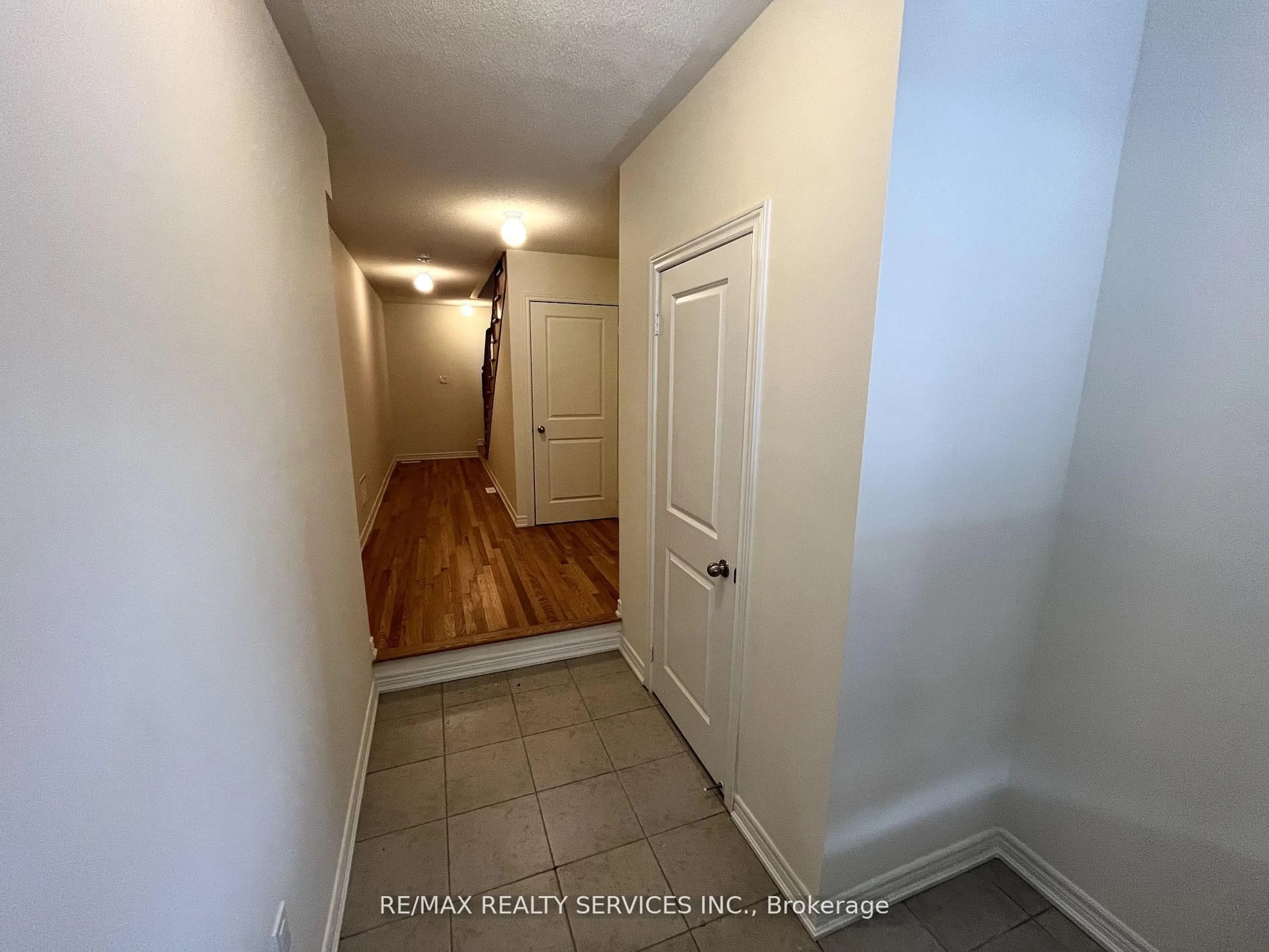 A pic of a room for 5 Nimmo Lane, Ajax Ontario L1S 0H2