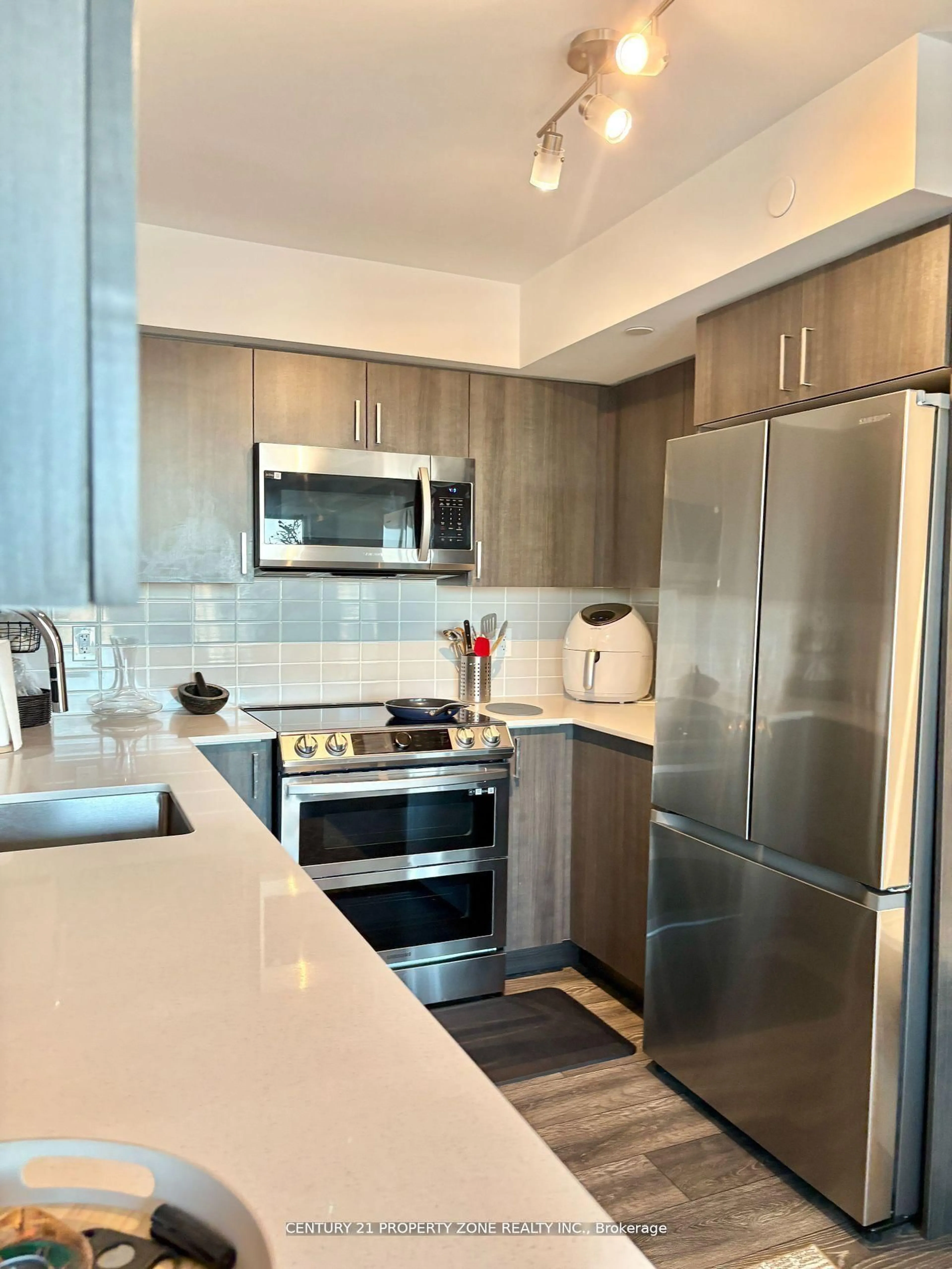 Unknown for 1455 Celebration Dr #1502, Pickering Ontario L1W 0C3