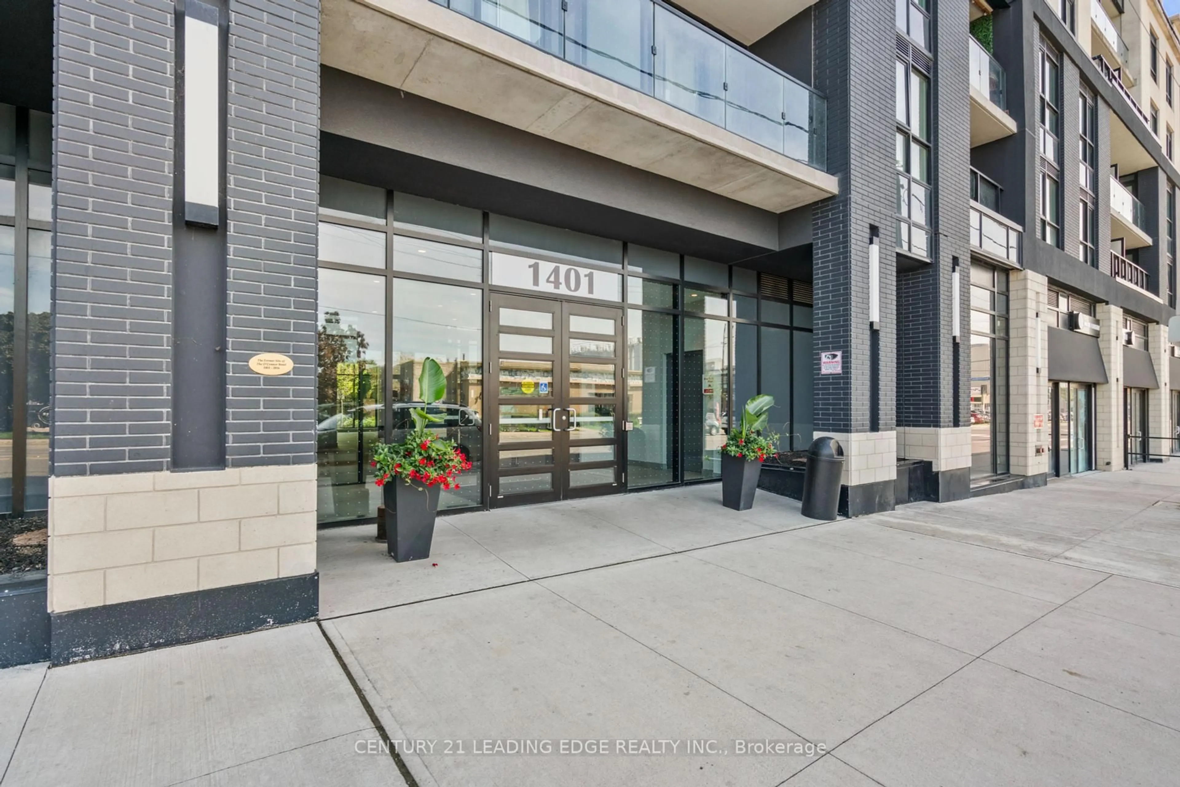 Unknown for 1401 O'Connor Dr #207, Toronto Ontario M4B 2V5
