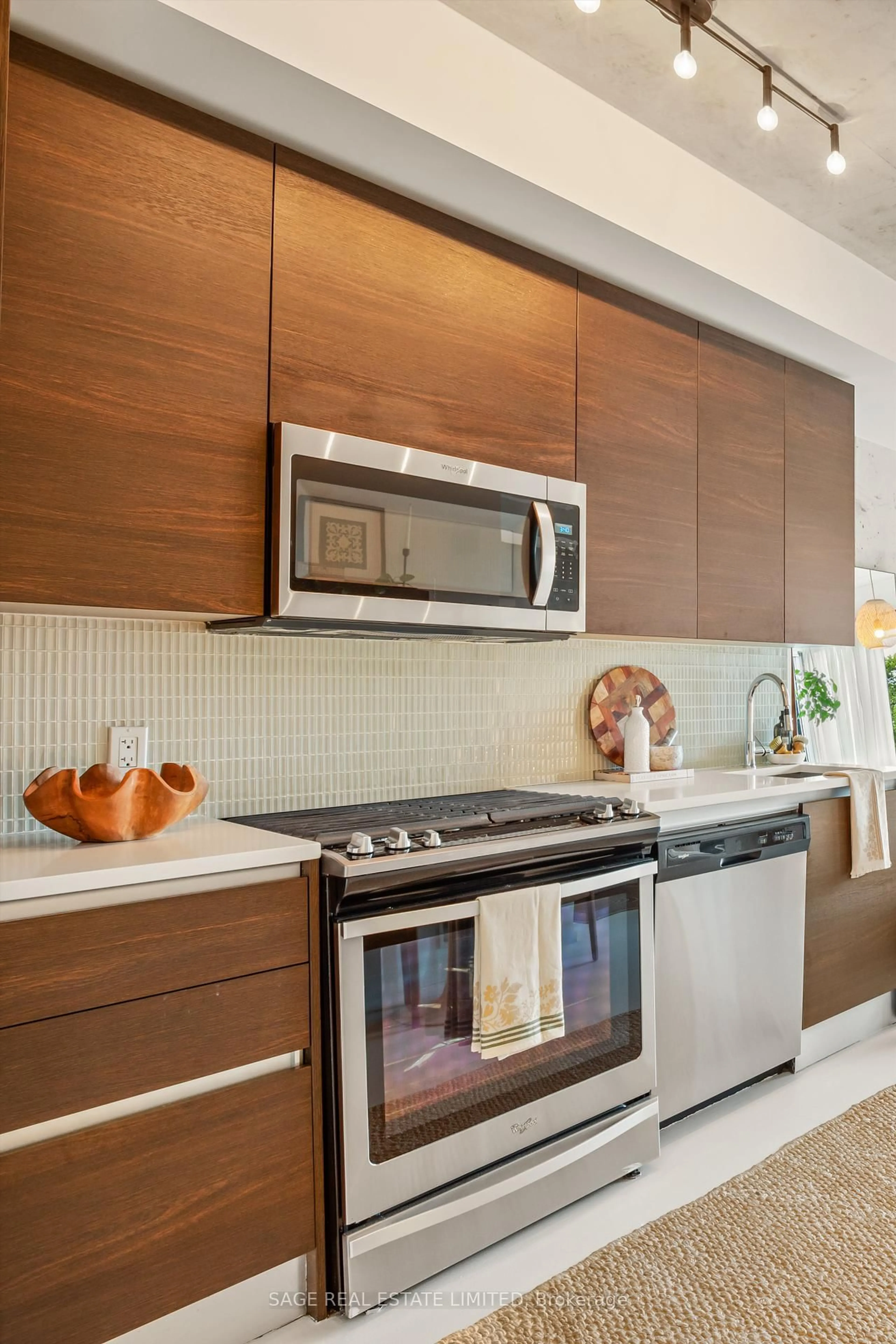 Contemporary kitchen, ceramic/tile floor for 246 Logan Ave #406, Toronto Ontario M4M 0E9