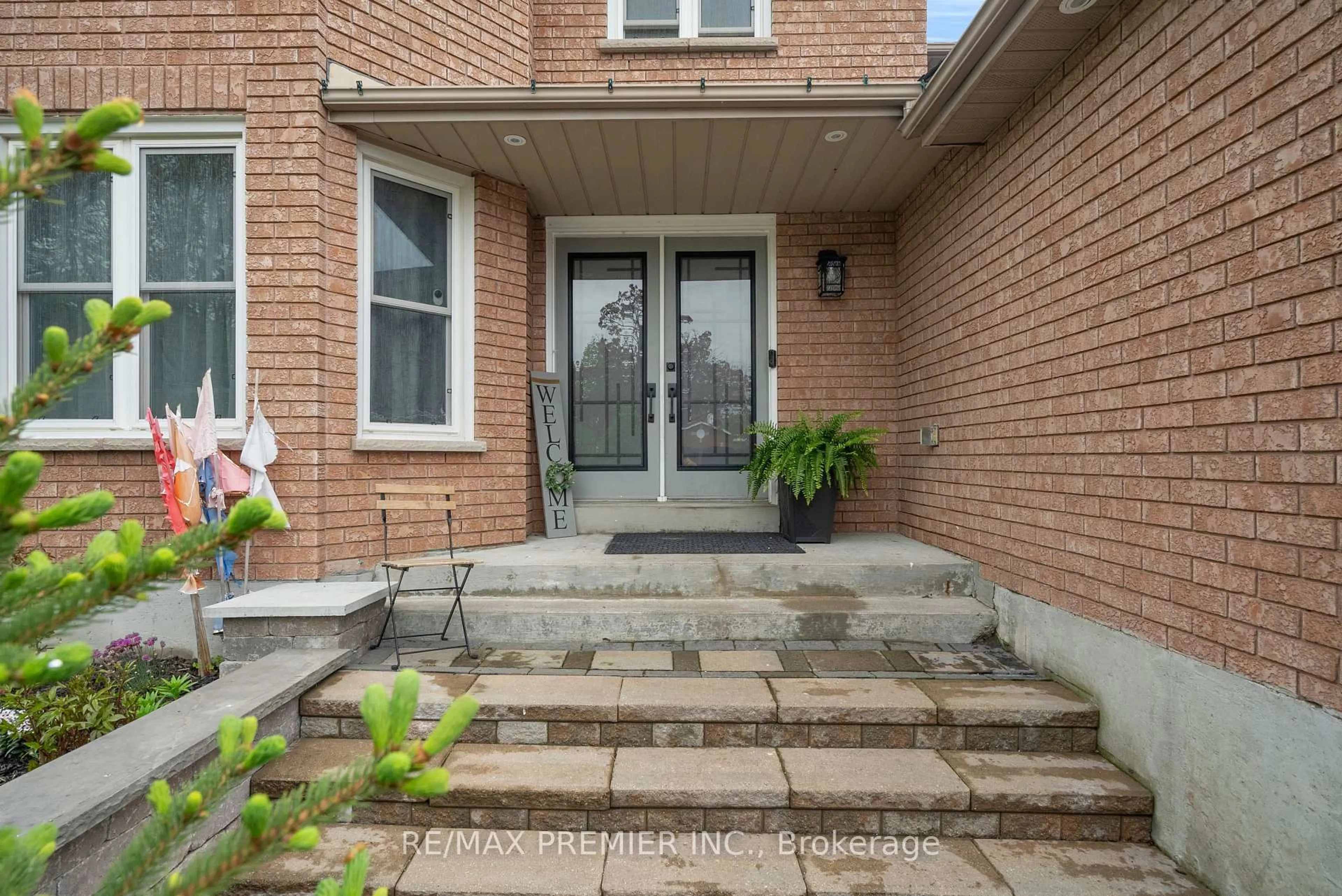 Unknown for 59 Glenabbey Dr, Clarington Ontario L1E 2B5