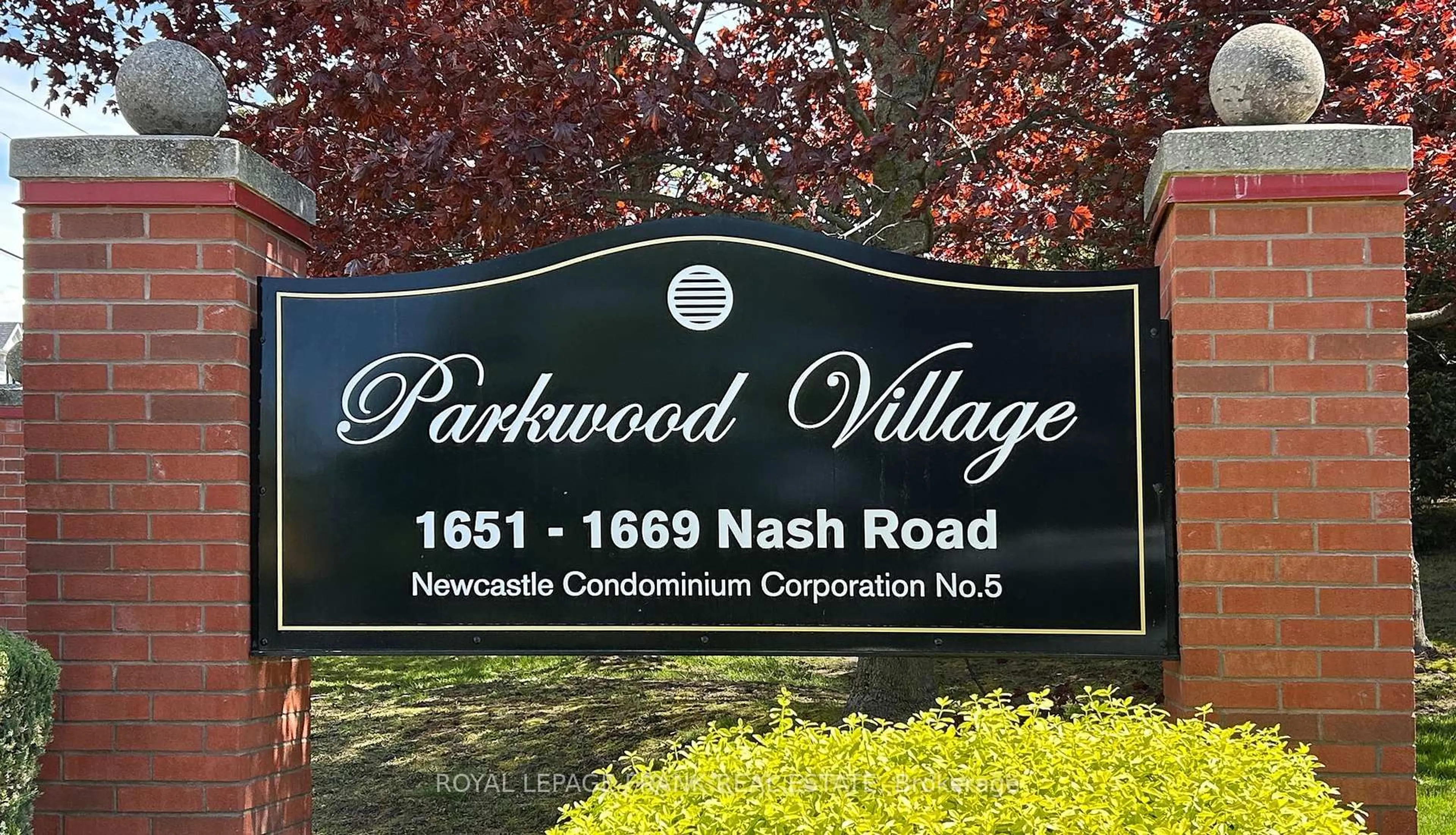 Unknown for 1657 Nash Rd #J-13, Clarington Ontario L1E 1S8
