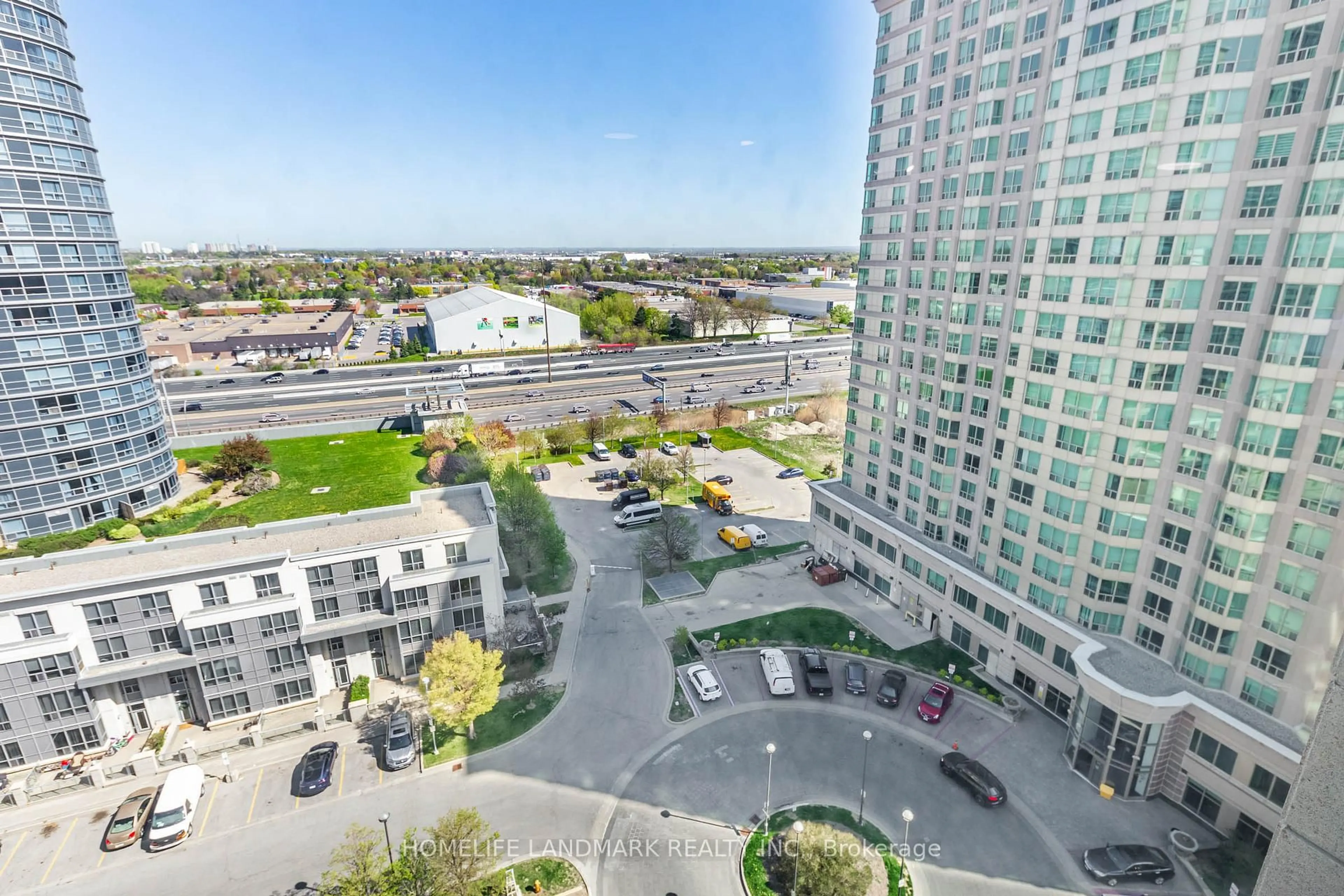A pic from outside/outdoor area/front of a property/back of a property/a pic from drone, city buildings view from balcony for 1 Lee Centre Dr #1601, Toronto Ontario M1H 3J2