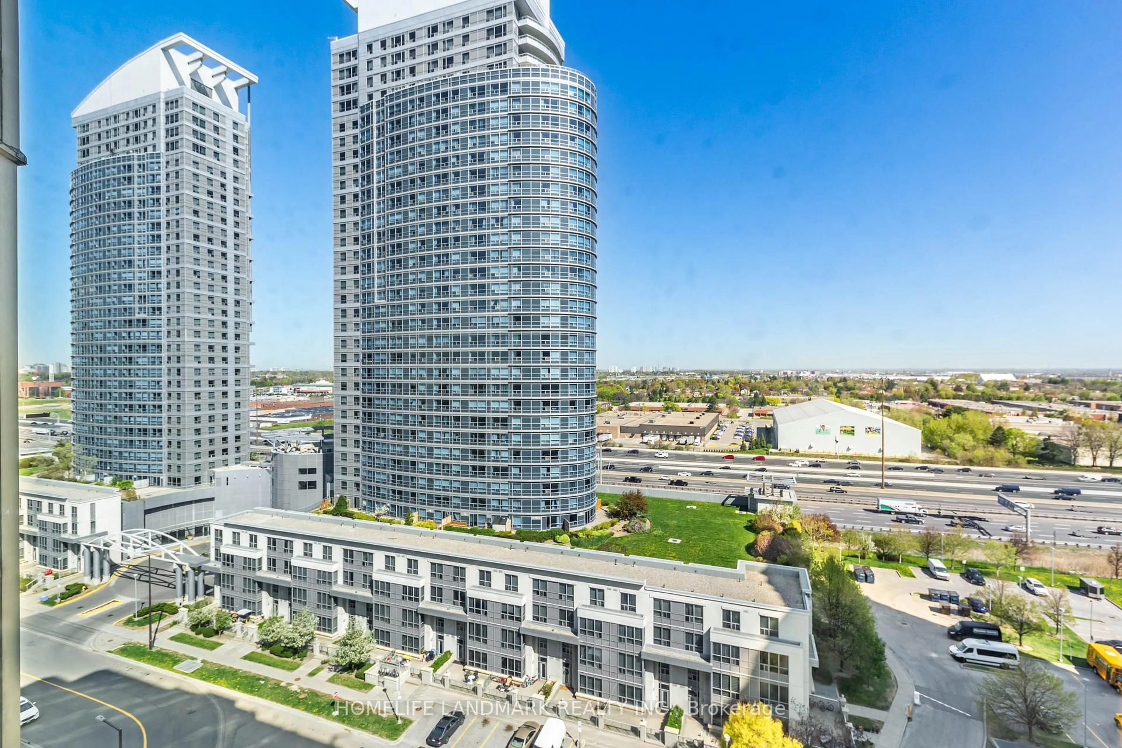 A pic from outside/outdoor area/front of a property/back of a property/a pic from drone, city buildings view from balcony for 1 Lee Centre Dr #1601, Toronto Ontario M1H 3J2