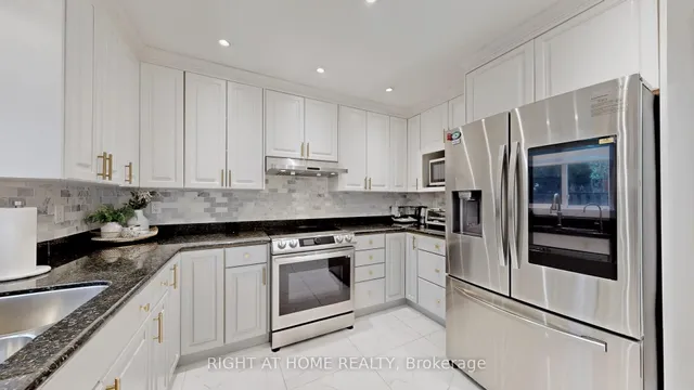 Additional property image - 16 Graybark Cres