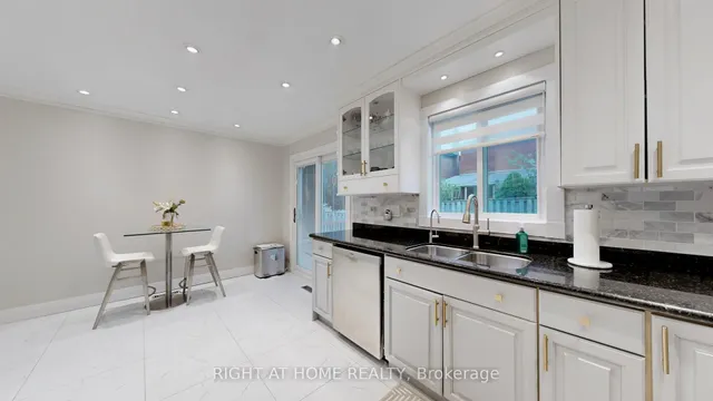 Additional property image - 16 Graybark Cres