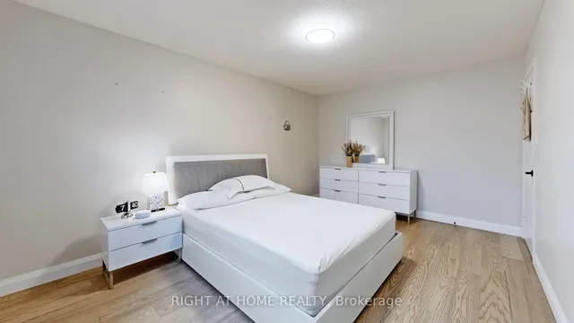 Additional property image - 16 Graybark Cres