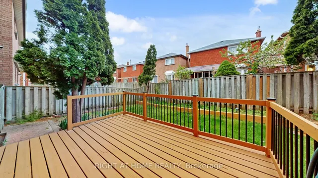 Additional property image - 16 Graybark Cres
