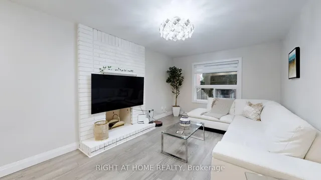 Additional property image - 16 Graybark Cres