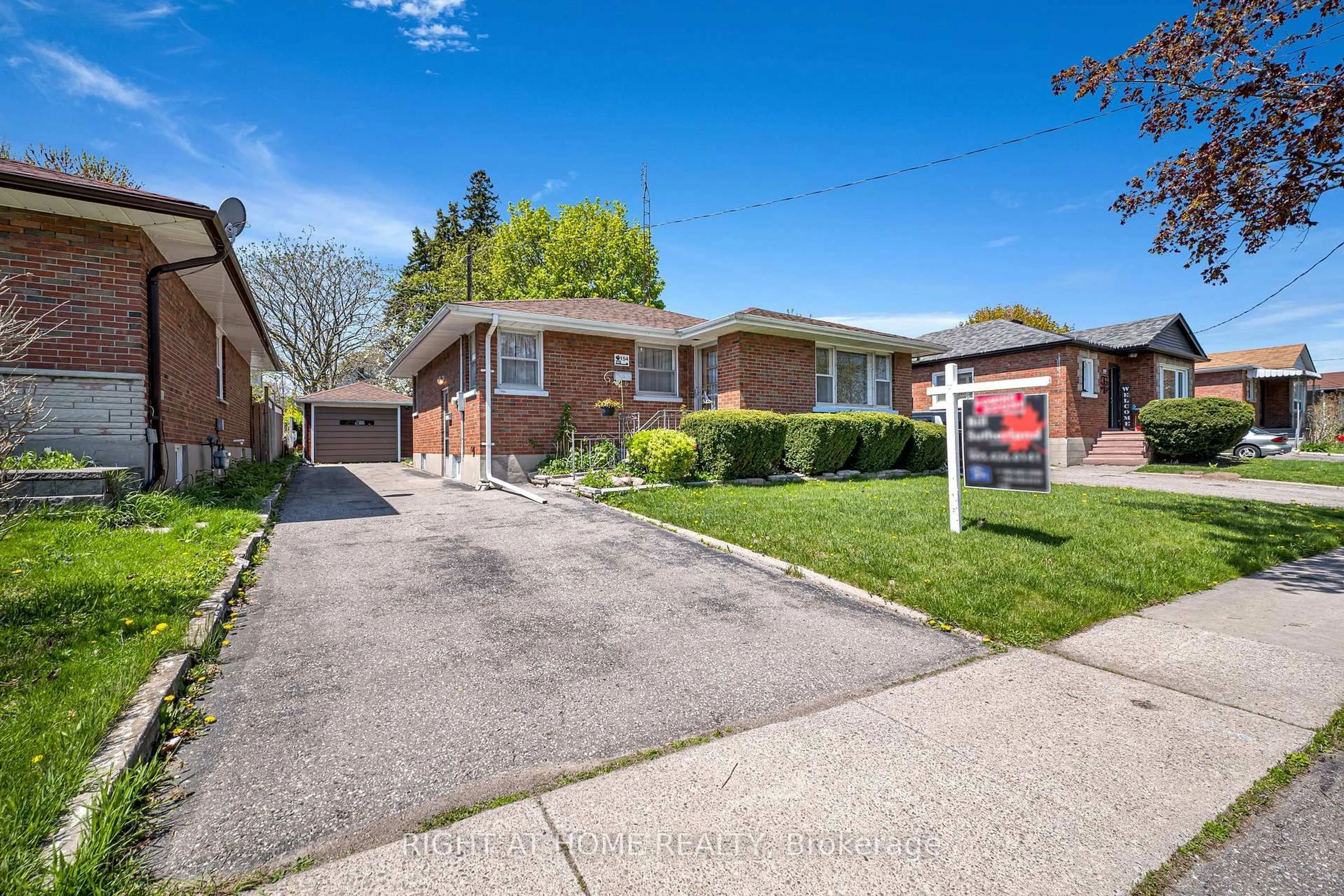 Home with brick exterior material, street for 154 Chadburn St, Oshawa Ontario L1H 5V4