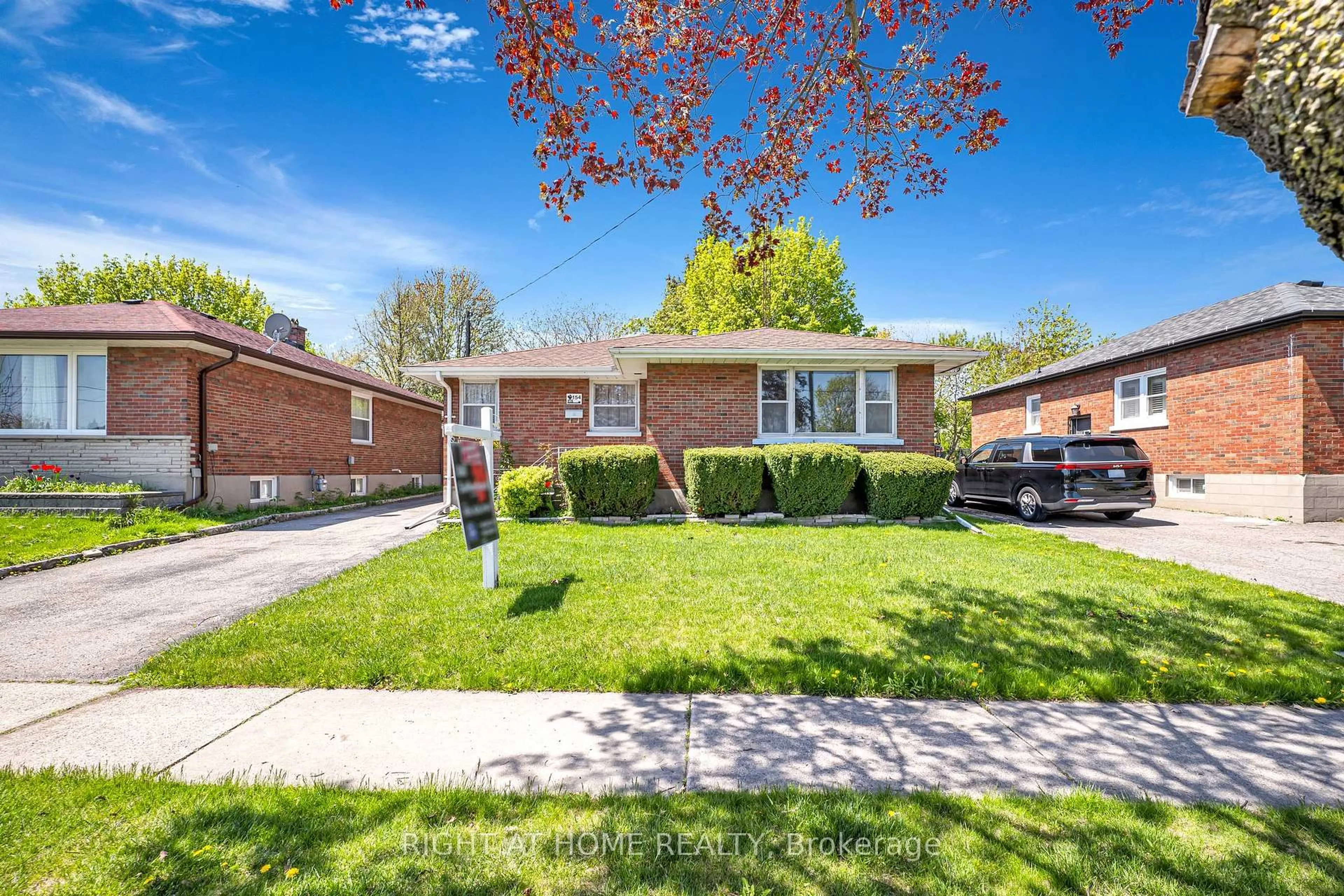 Home with brick exterior material, street for 154 Chadburn St, Oshawa Ontario L1H 5V4