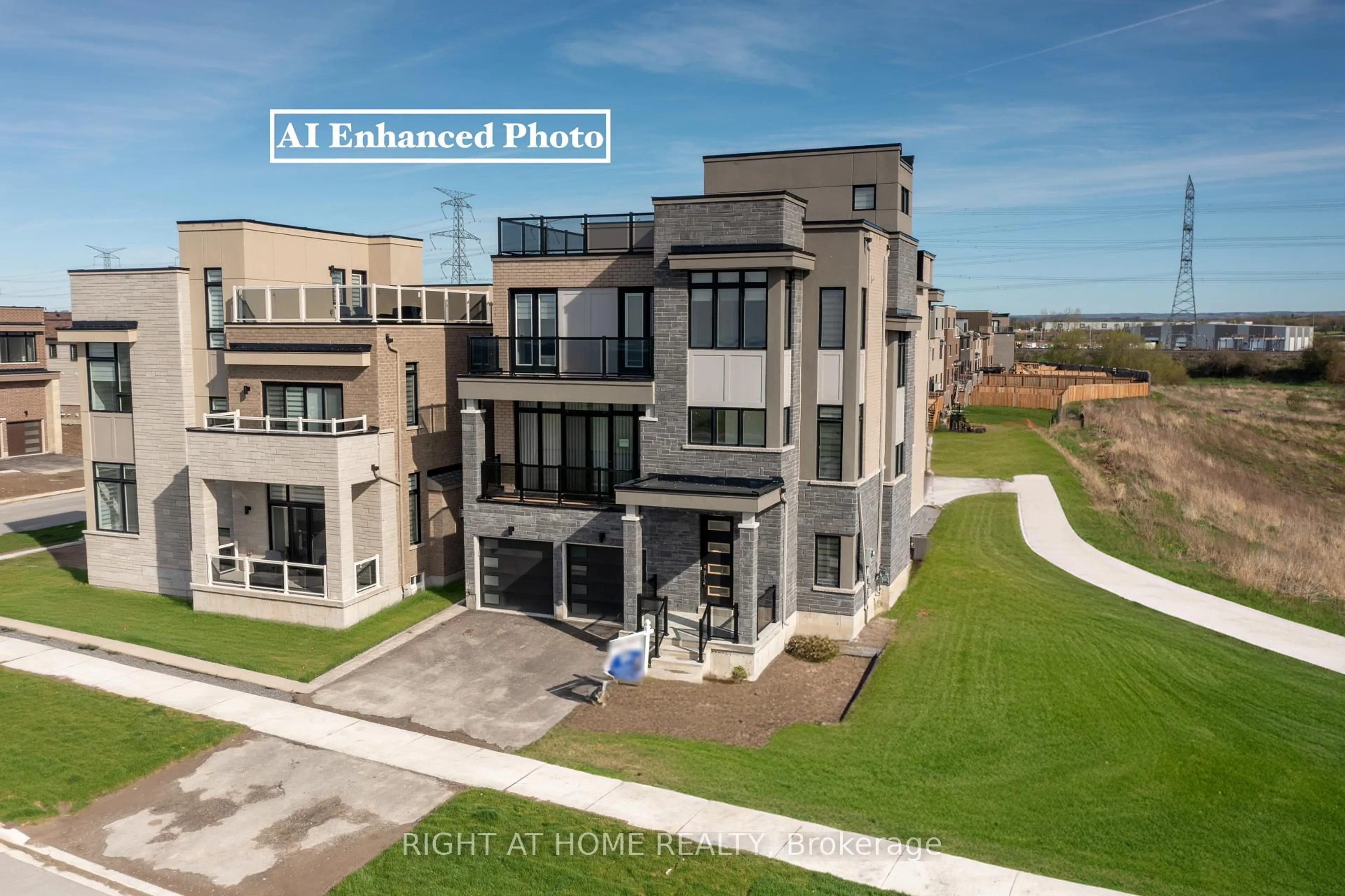 A pic from outside/outdoor area/front of a property/back of a property/a pic from drone, street for 275 Port Darlington Rd, Clarington Ontario L1C 4B1