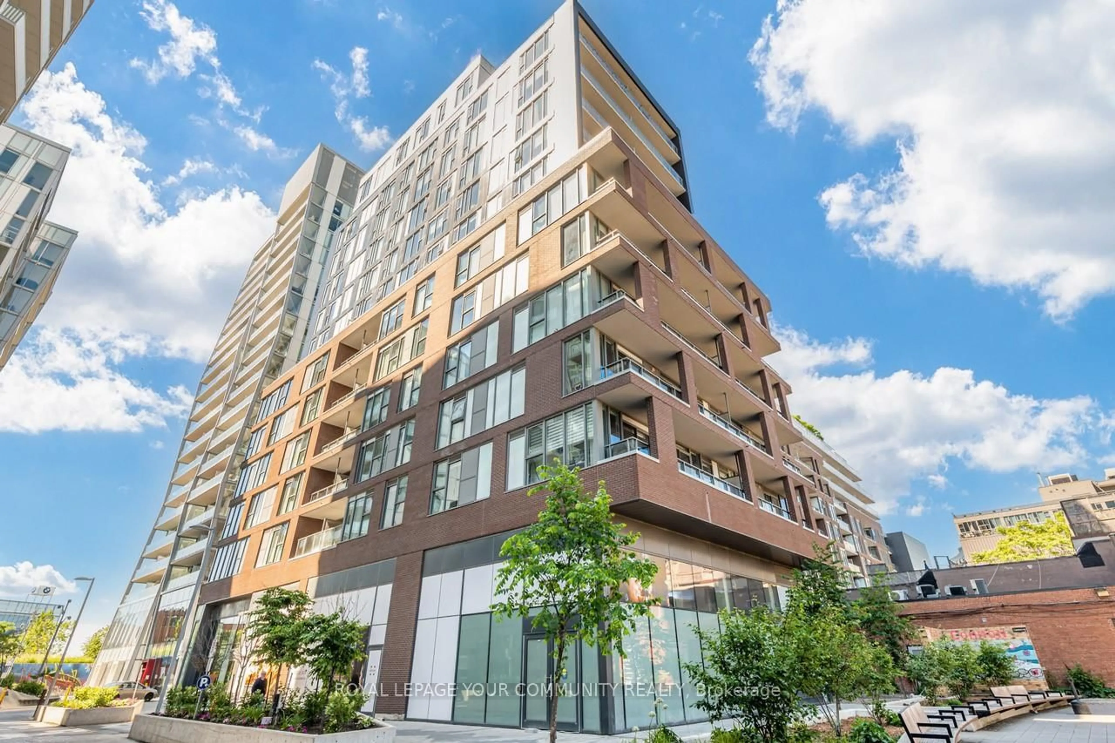 Patio, building for 30 Baseball Pl #415, Toronto Ontario M4M 0E8