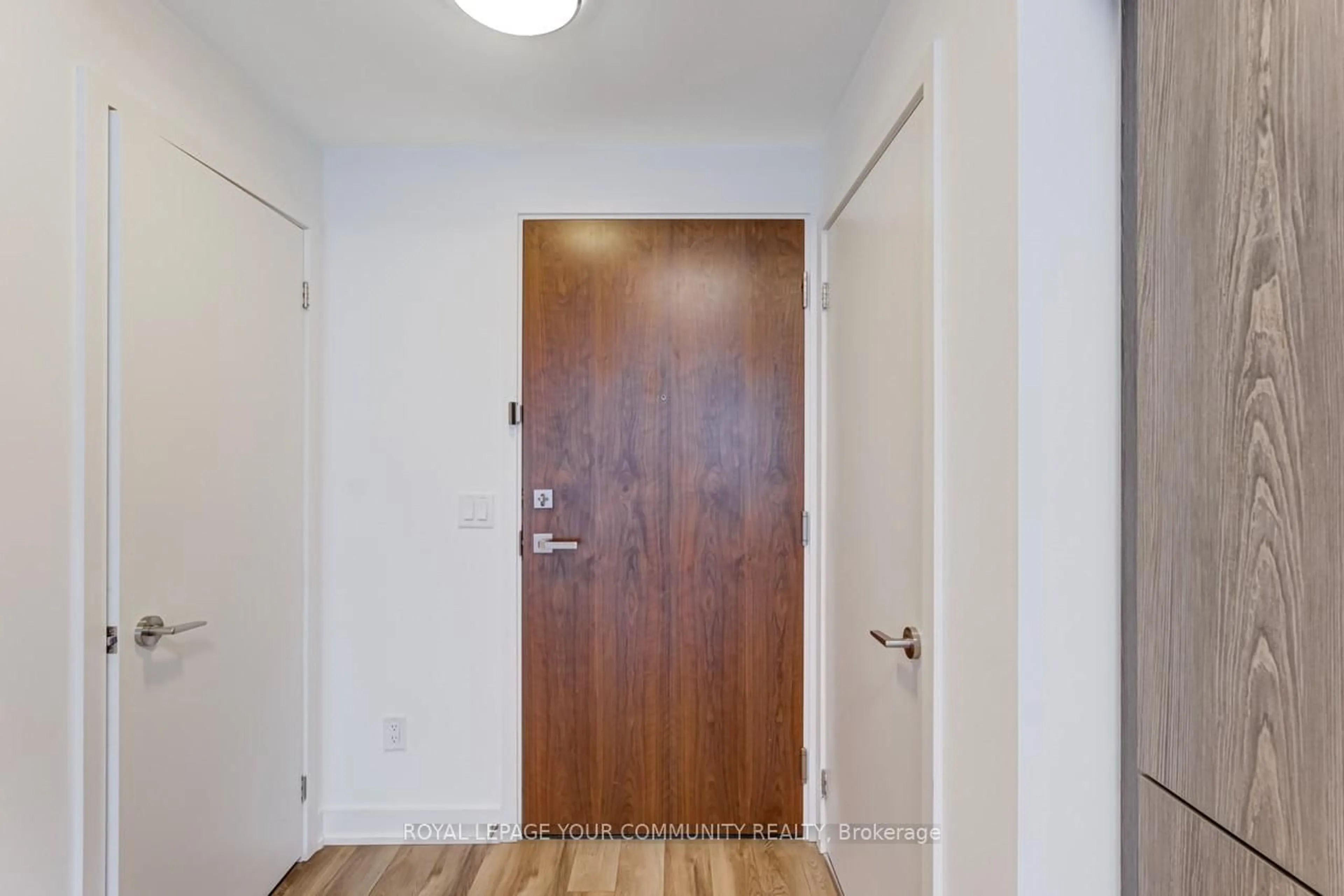 Indoor entryway for 30 Baseball Pl #415, Toronto Ontario M4M 0E8