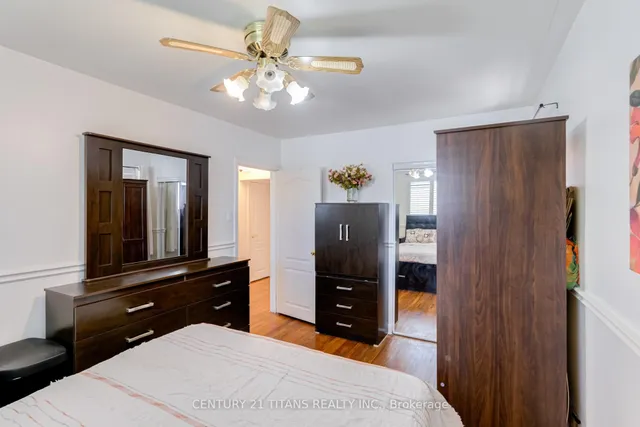 Additional property image - 20 Benadair Crt