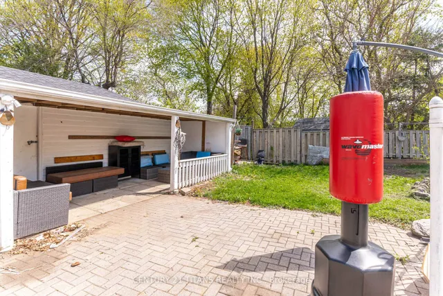 Additional property image - 20 Benadair Crt