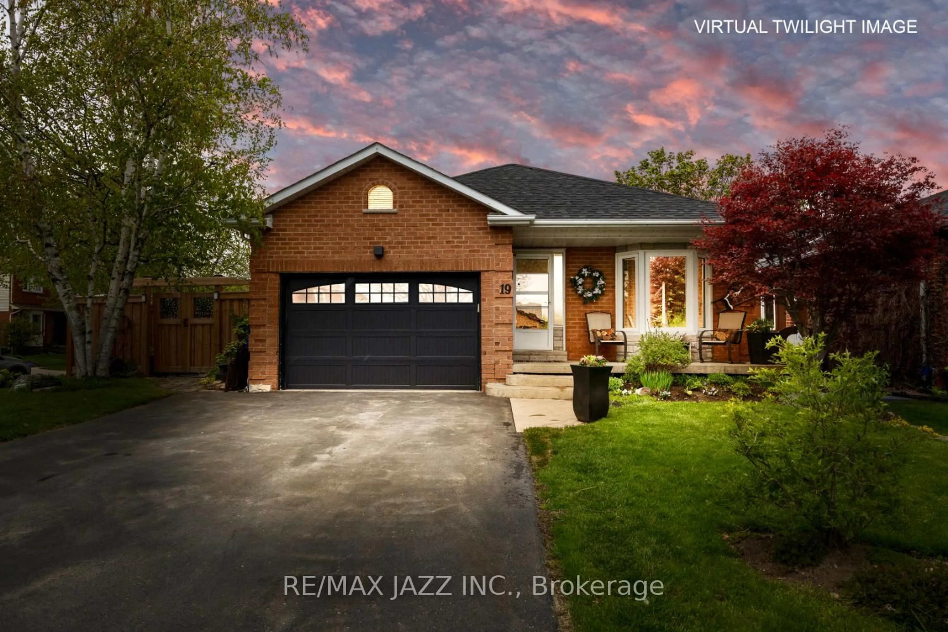 Home with brick exterior material, street for 19 Stephen Ave, Clarington Ontario L1E 1Z2