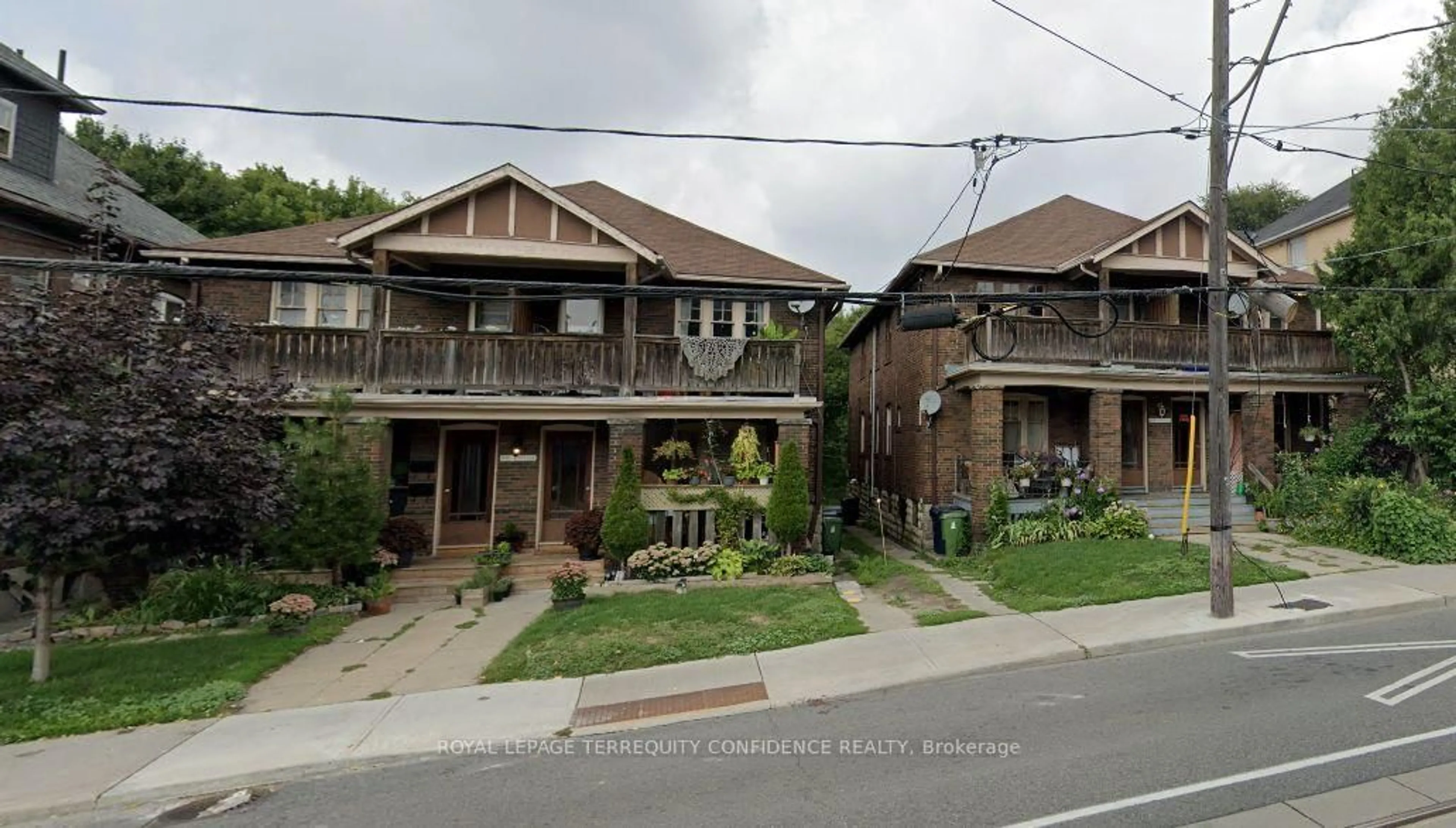 Unknown for 558-562 Kingston Rd, Toronto Ontario M4E 1P9