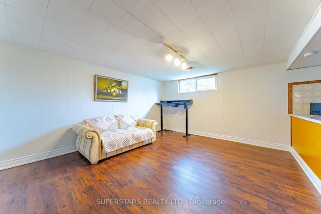 Additional property image - 1 Mayhill Cres
