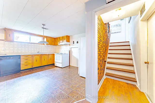 Additional property image - 1 Mayhill Cres