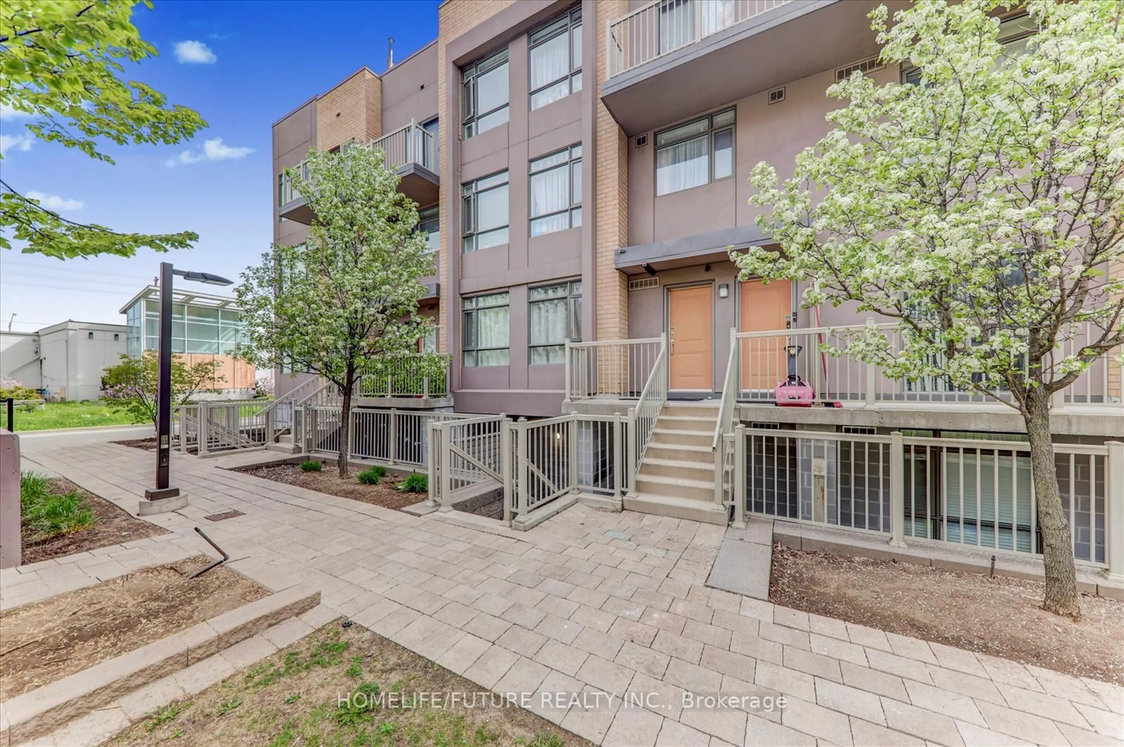 Patio, street for 1070 Progress Ave #208, Toronto Ontario M1B 0C5