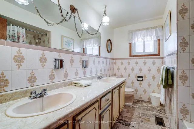 Additional property image - 302 Huntsmill Blvd