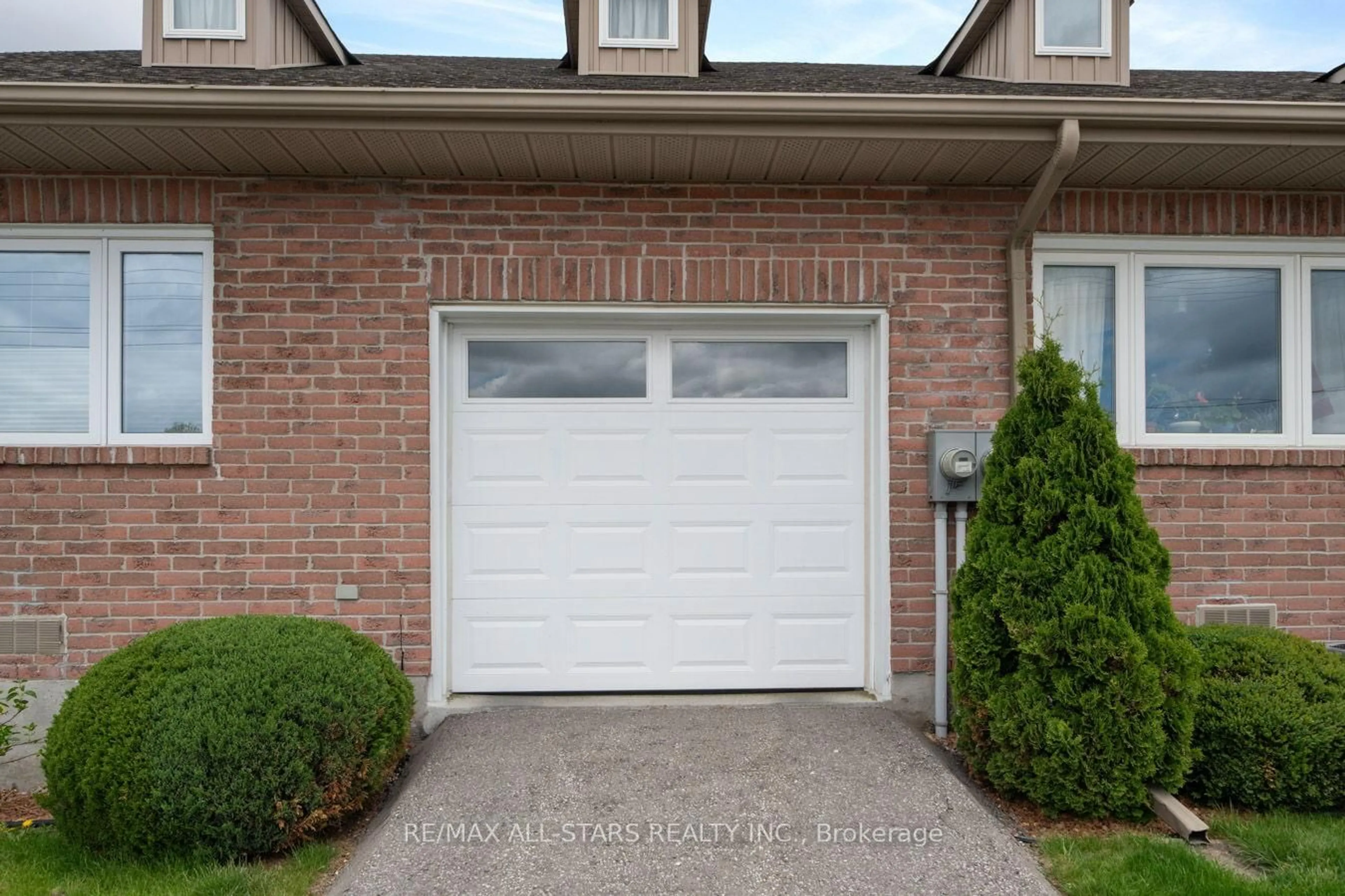 Home with brick exterior material, street for 234 Water St #11, Scugog Ontario L9L 1C4