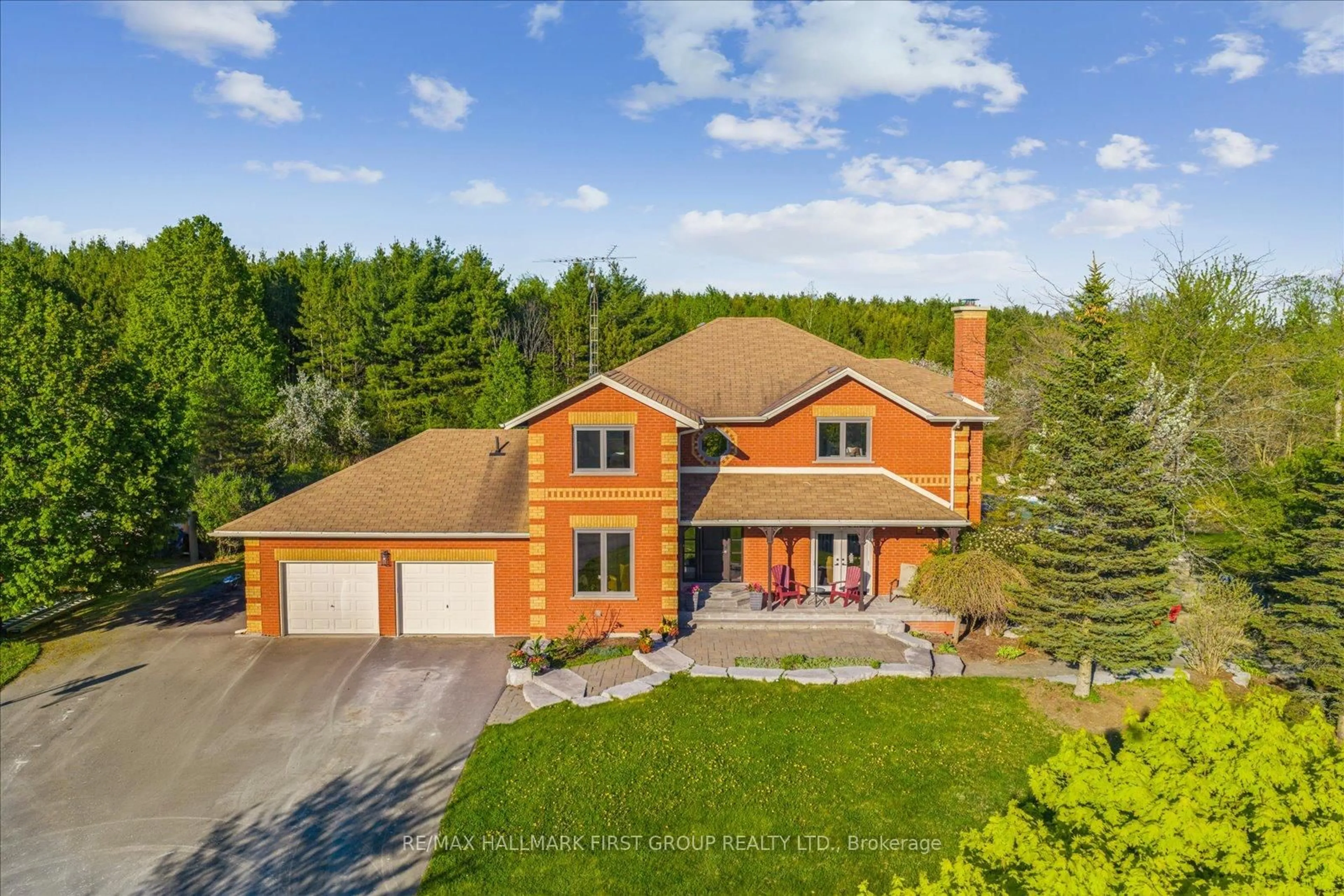 A pic from outside/outdoor area/front of a property/back of a property/a pic from drone, unknown for 4655 Sideline 6 N/A, Pickering Ontario L1Y 1A2
