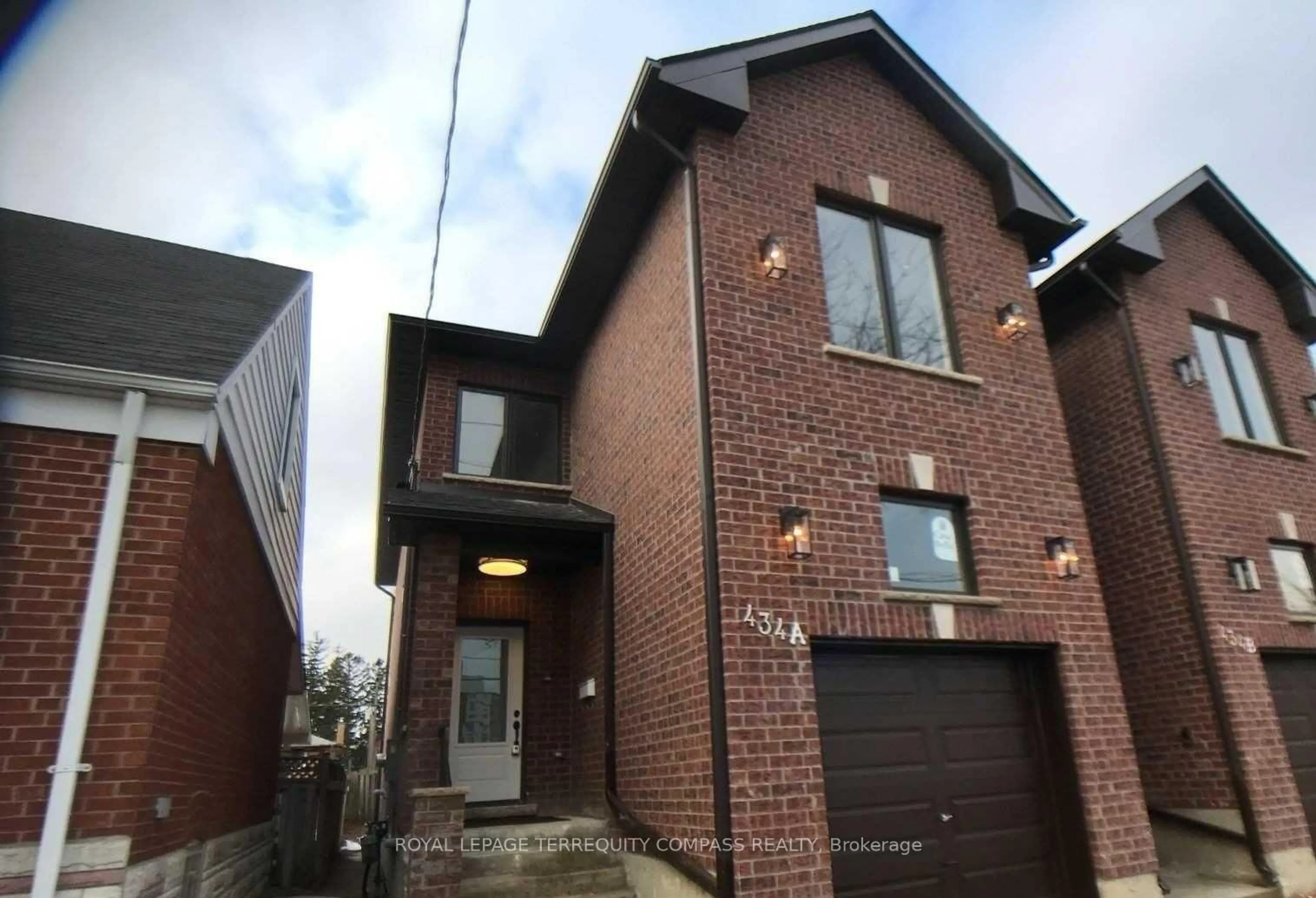Home with brick exterior material, street for 434A Midland Ave, Toronto Ontario M1N 4A5