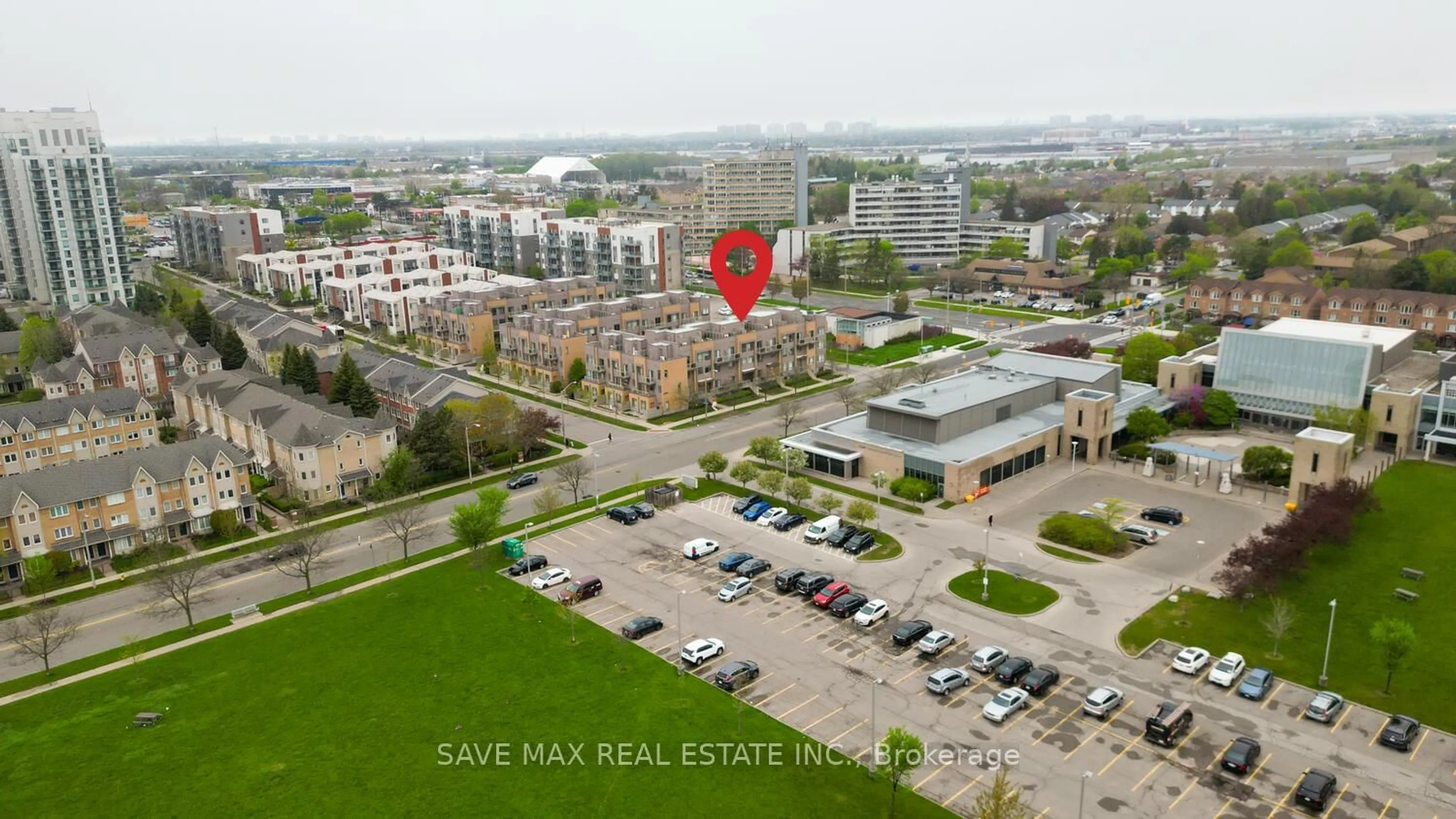 A pic from outside/outdoor area/front of a property/back of a property/a pic from drone, city buildings view from balcony for 1070 Progress Ave #306, Toronto Ontario M1B 0C5