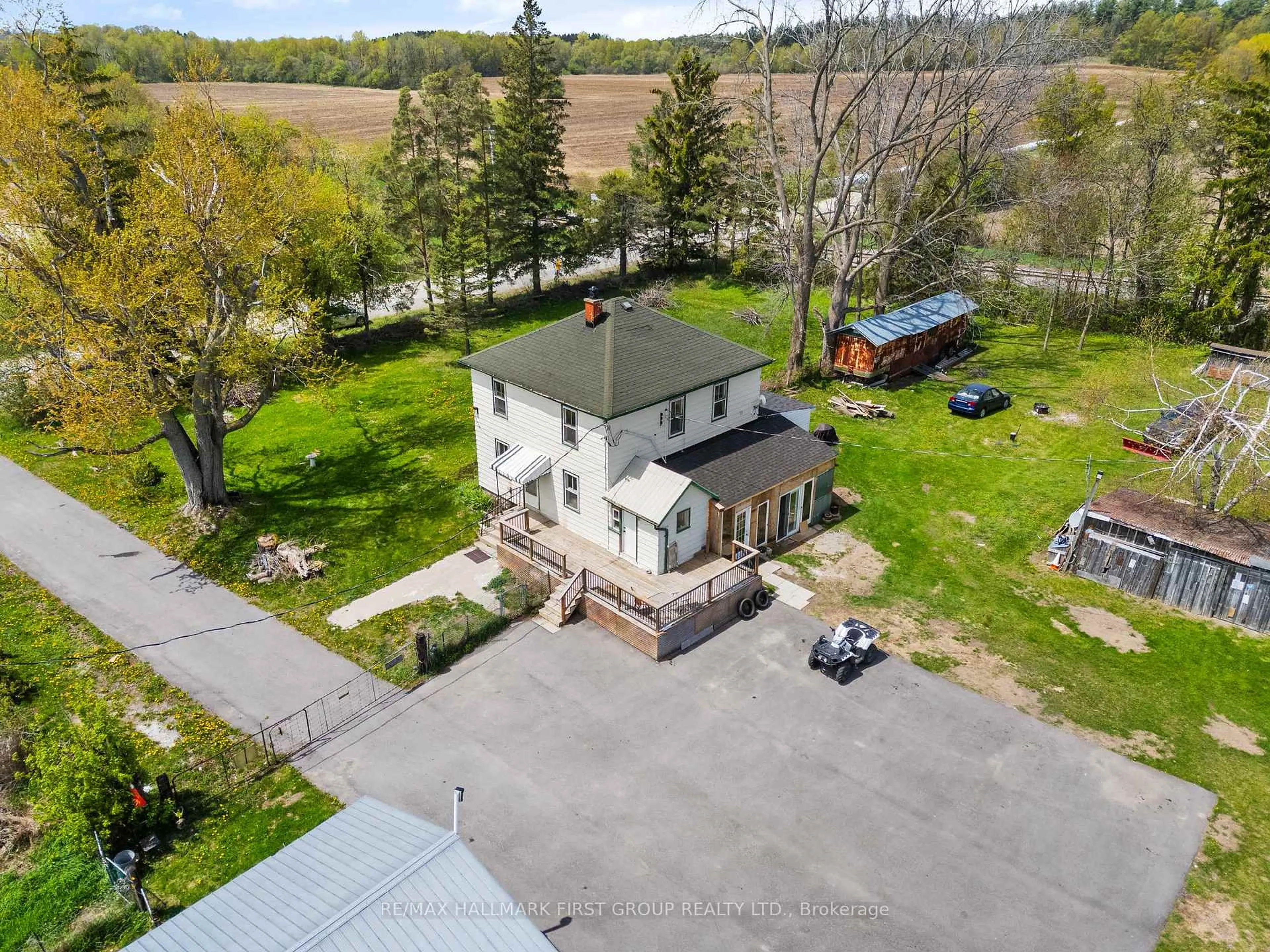 A pic from outside/outdoor area/front of a property/back of a property/a pic from drone, unknown for 10239 Cochrane Rd, Clarington Ontario L0B 1B0