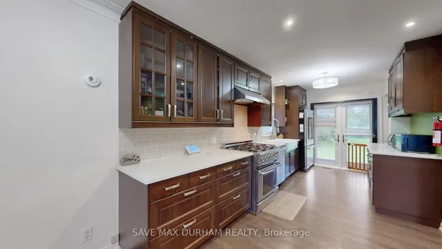 Additional image 36 of 165 Harewood Ave