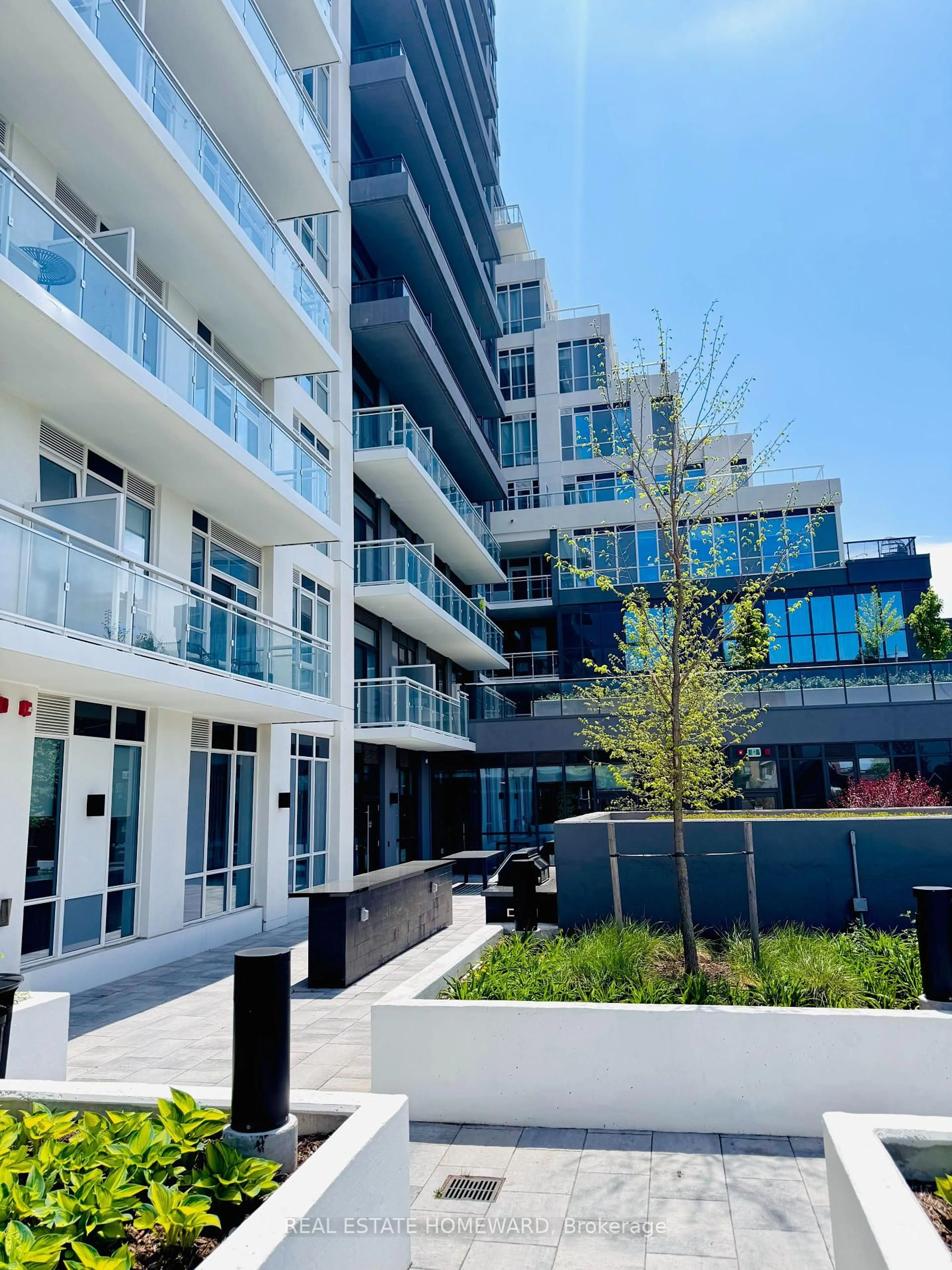 Unknown for 286 Main St #321, Toronto Ontario M4C 0B3