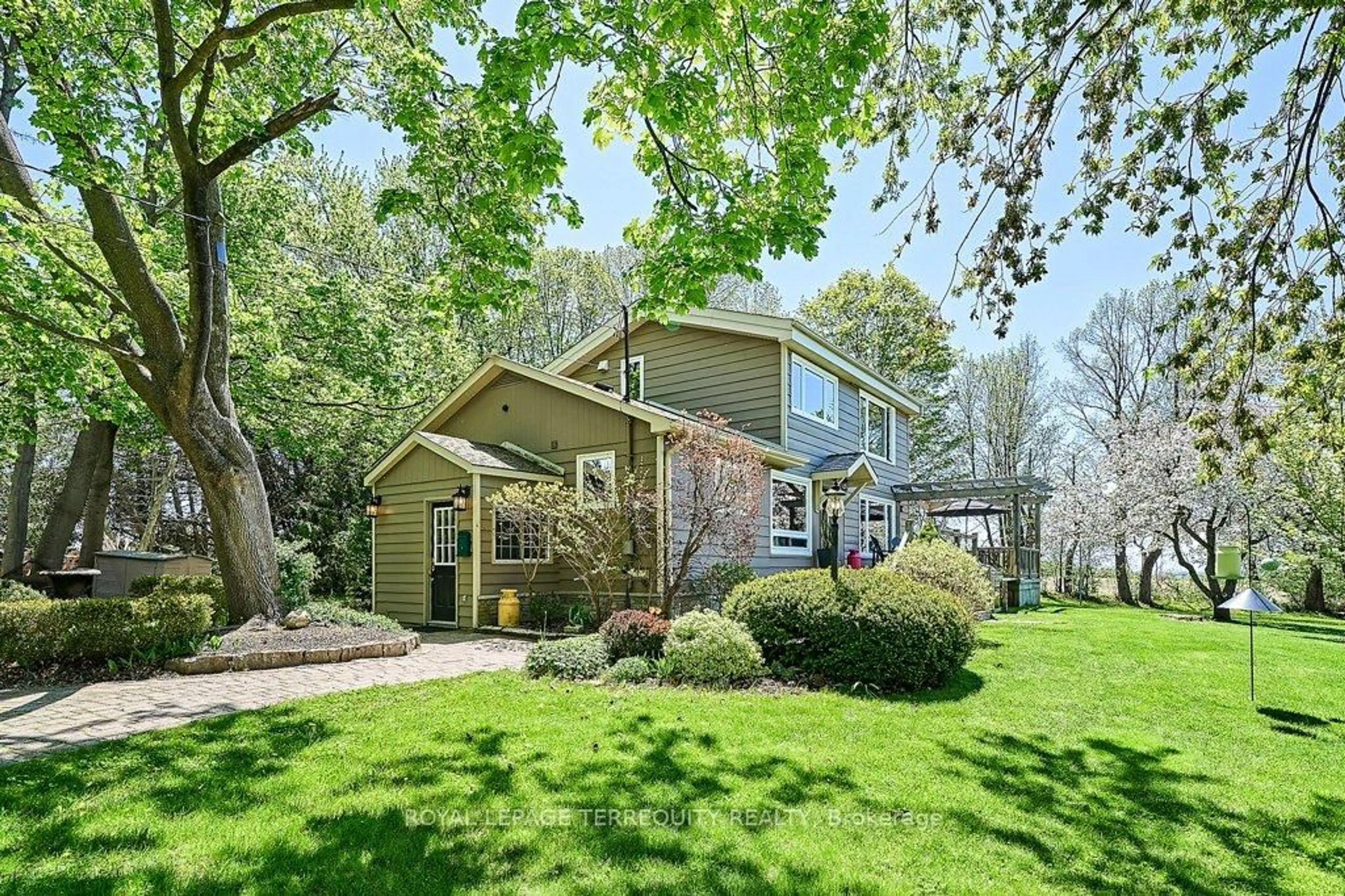 Unknown for 2480 Greenridge Dr, Pickering Ontario L1X 0J5