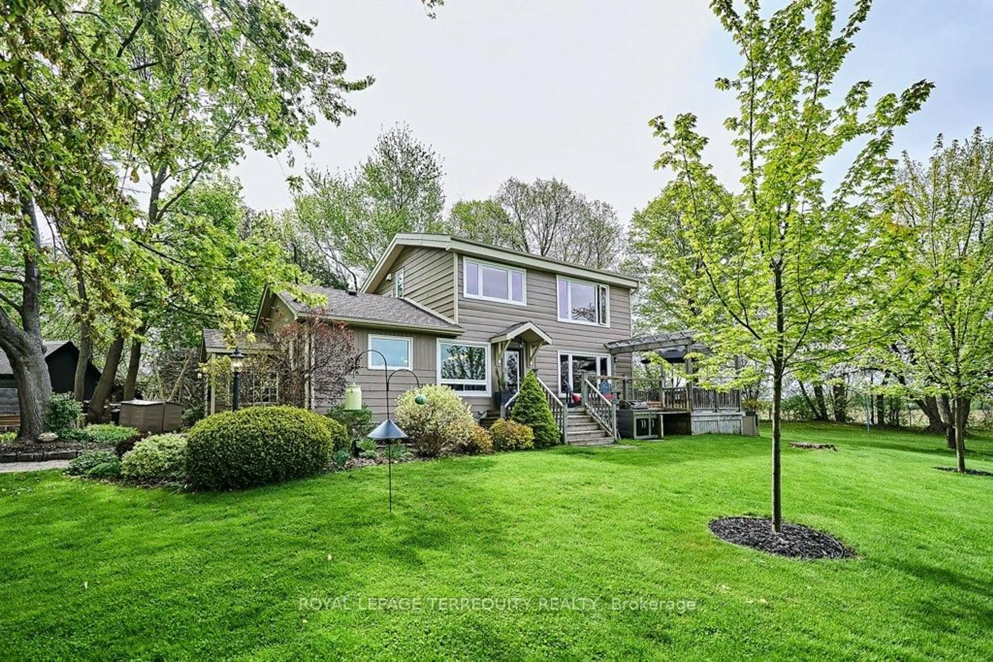 Unknown for 2480 Greenridge Dr, Pickering Ontario L1X 0J5
