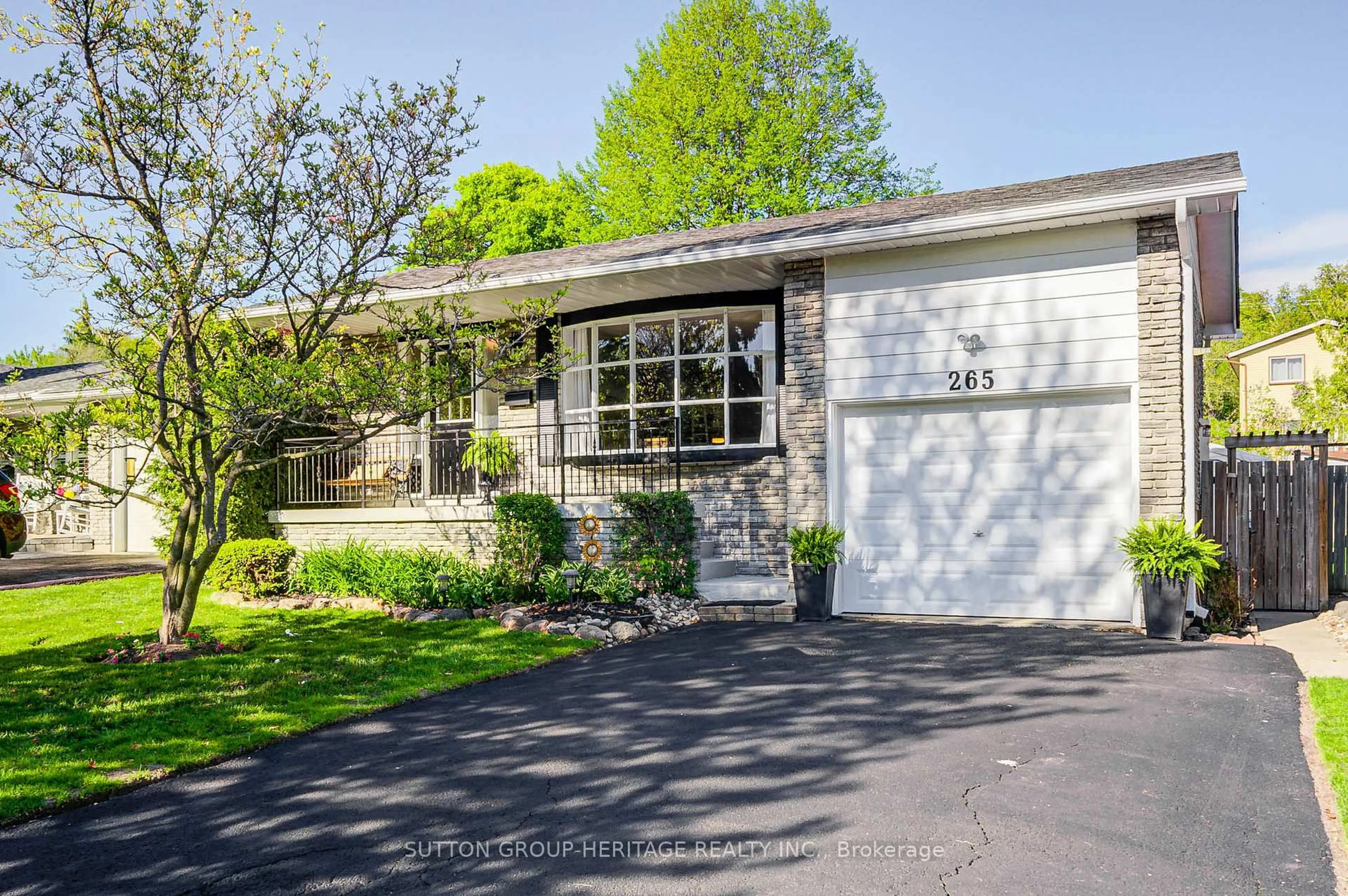 Unknown for 265 Viewmount St, Oshawa Ontario L1H 7C2