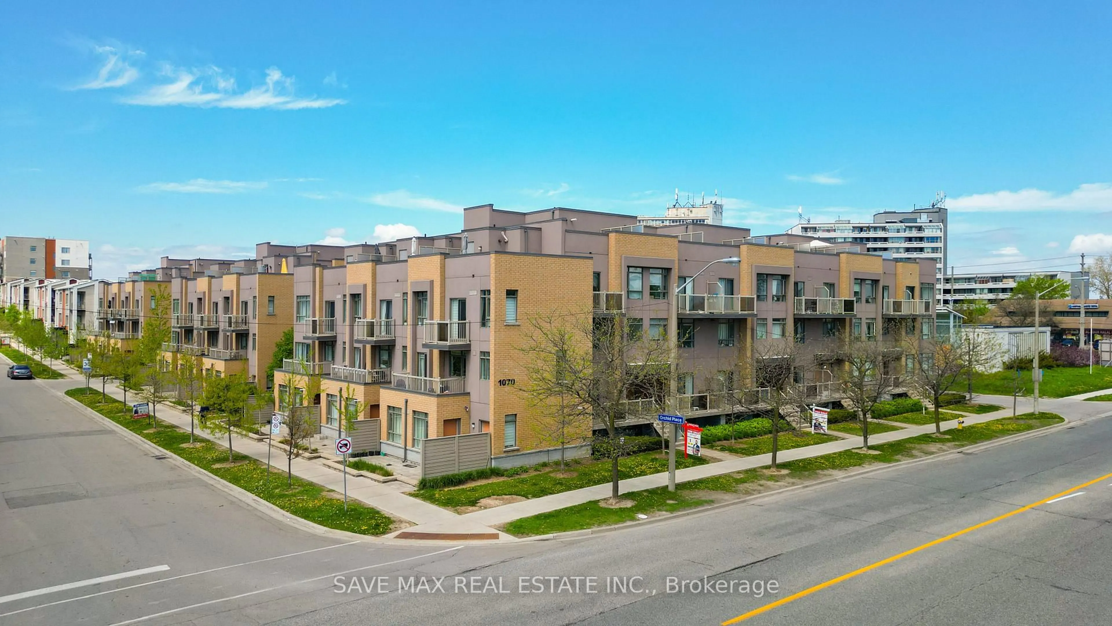 A pic from outside/outdoor area/front of a property/back of a property/a pic from drone, unknown for 1070 Progress Ave #204, Toronto Ontario M1B 0C5
